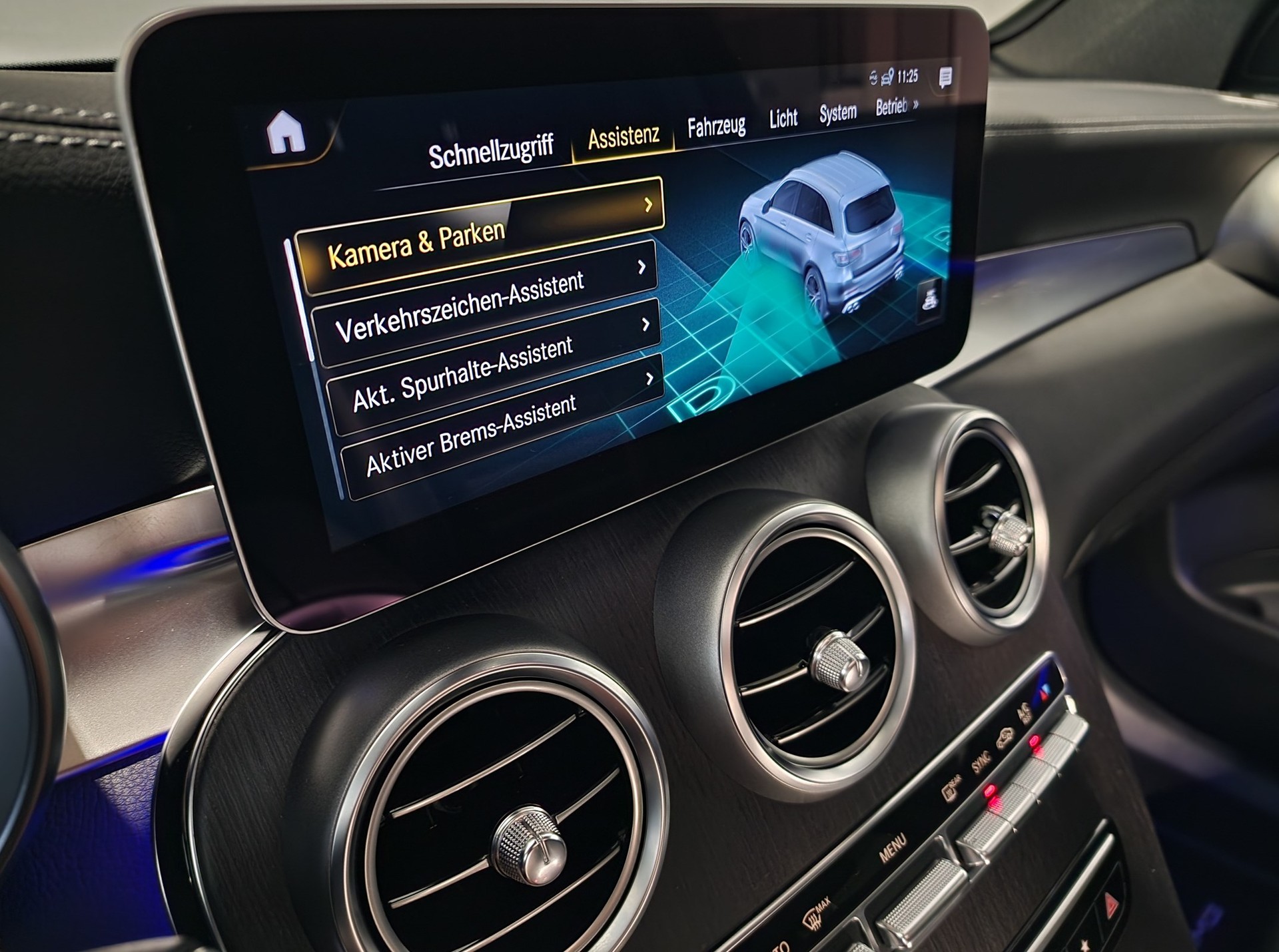 MERCEDES-BENZ GLC 43 AMG 4Matic 9G-Tronic-image-11