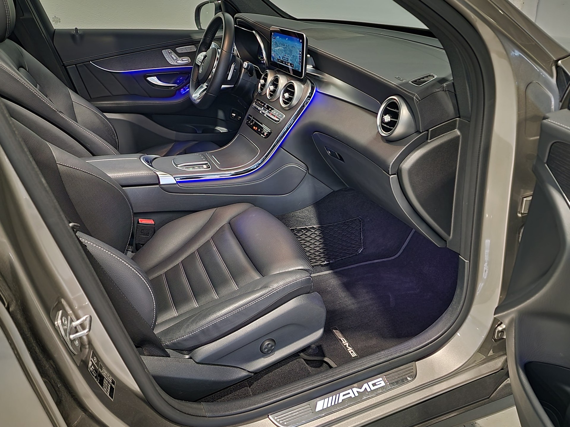 MERCEDES-BENZ GLC 43 AMG 4Matic 9G-Tronic-image-18