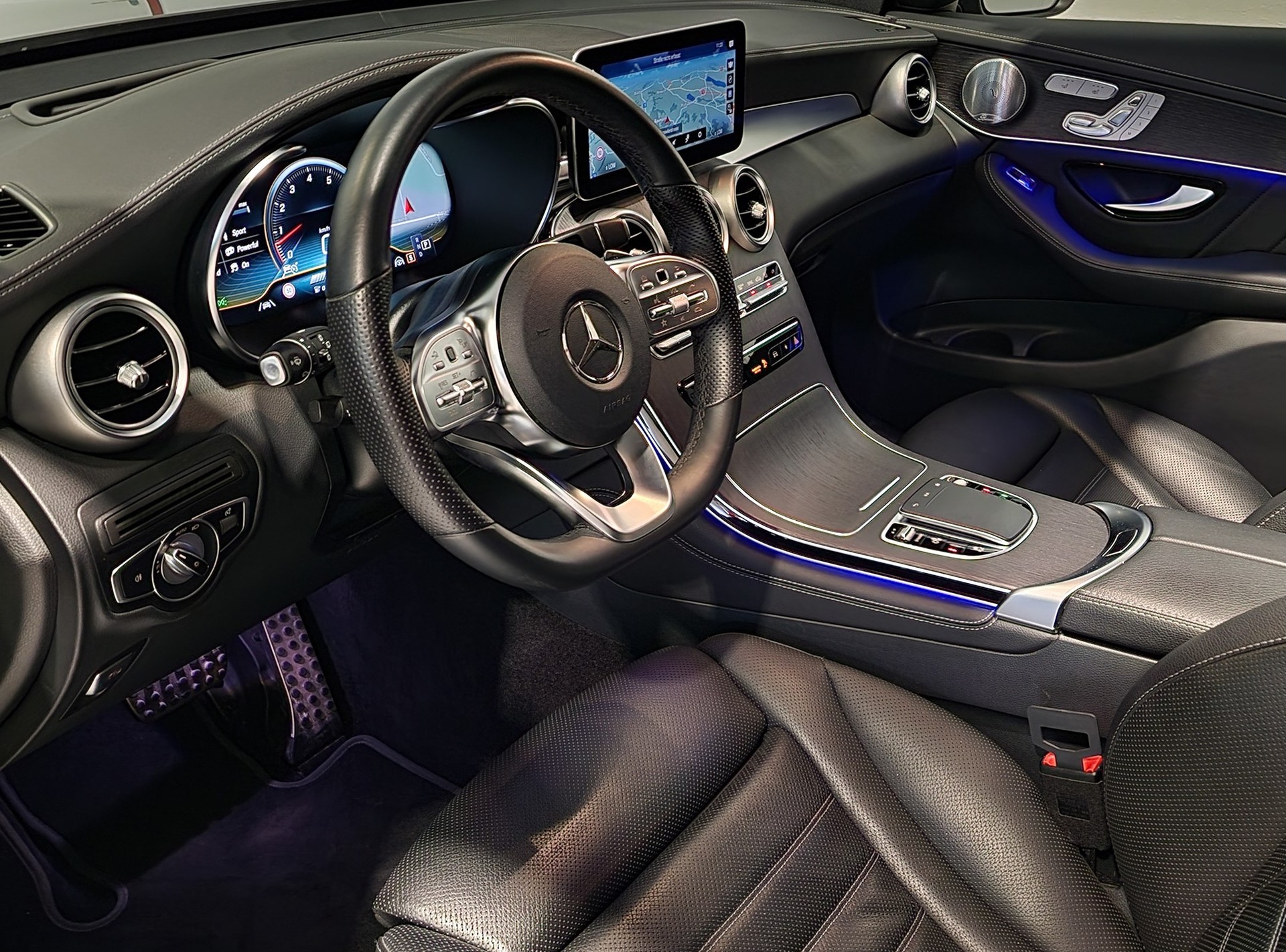 MERCEDES-BENZ GLC 43 AMG 4Matic 9G-Tronic-image-7