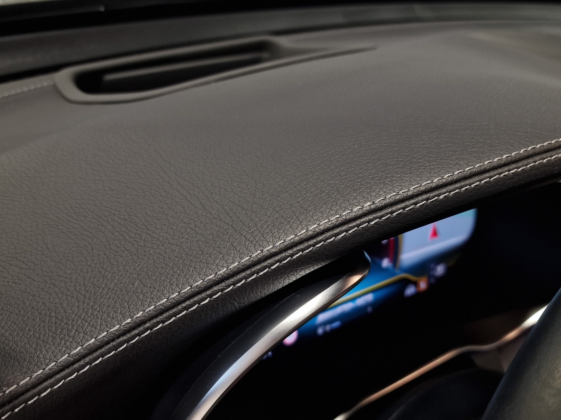 MERCEDES-BENZ GLC 43 AMG 4Matic 9G-Tronic-image-8