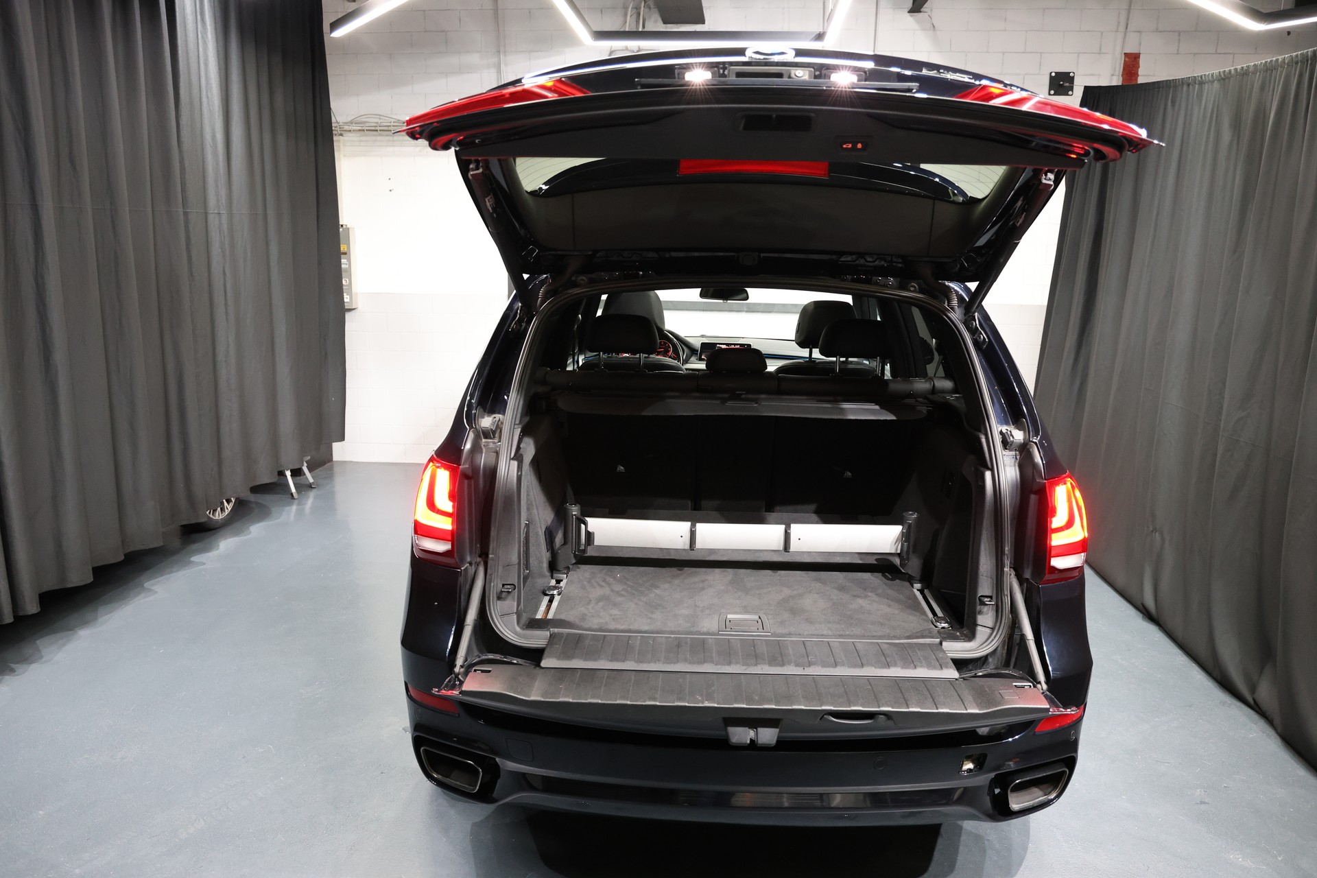 BMW X5 xDrive Pure Sport M50d 381PS F15-image-10