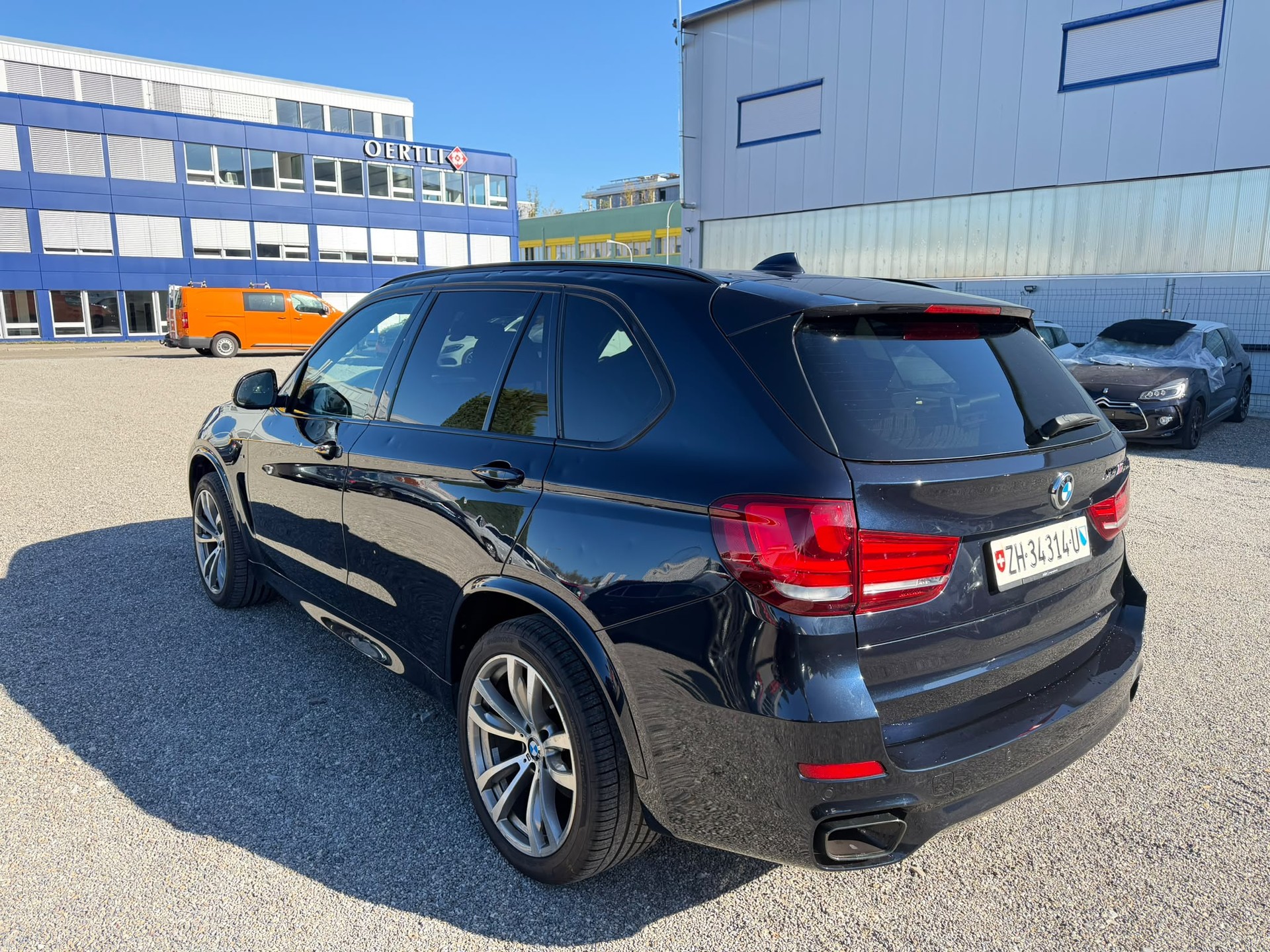 BMW X5 xDrive Pure Sport M50d 381PS F15-image-7