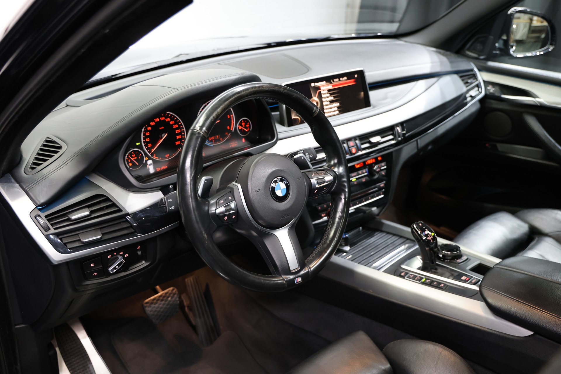 BMW X5 xDrive Pure Sport M50d 381PS F15-image-11
