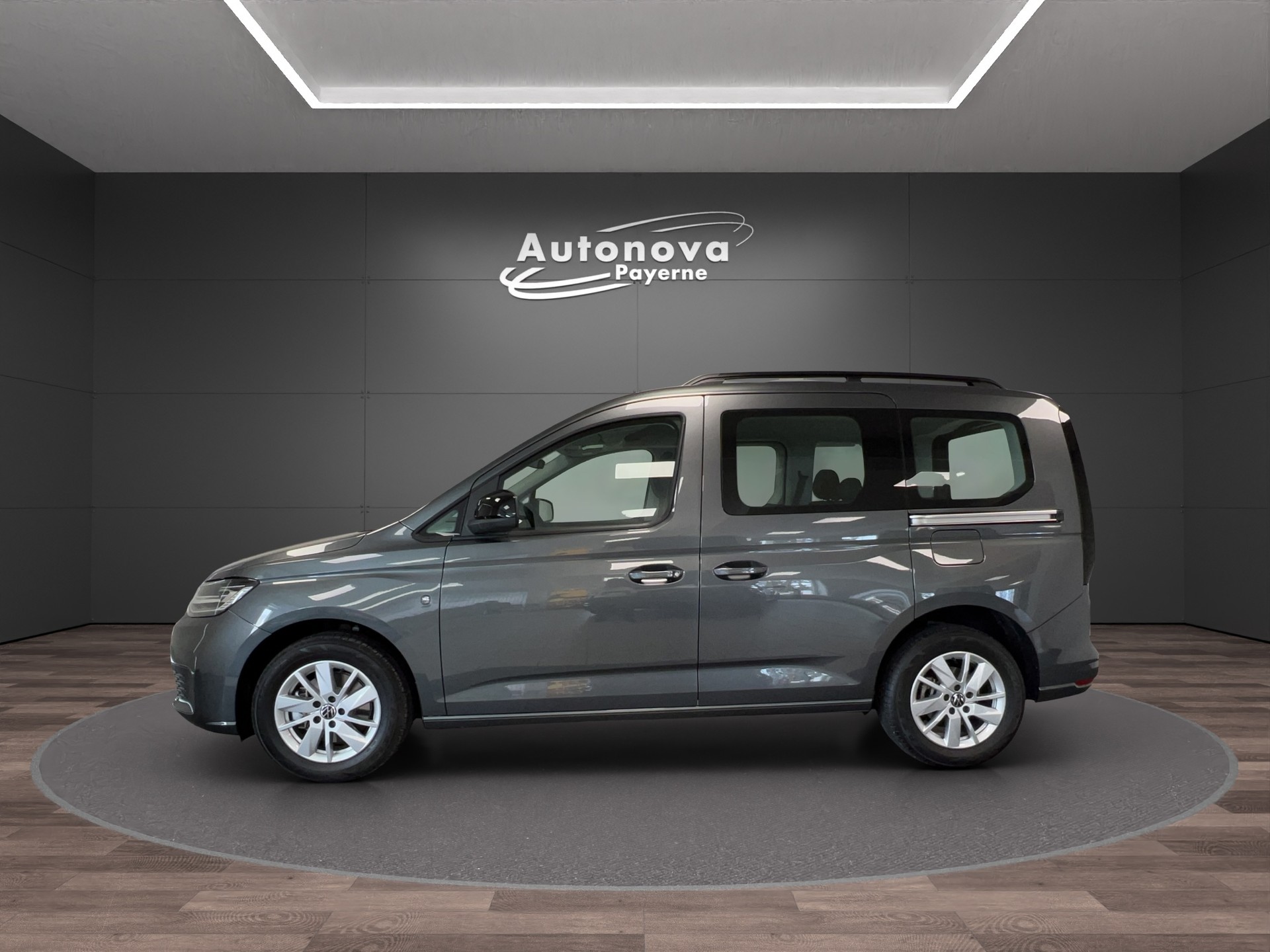 VW Caddy 1.5 TSI Life DSG-image-2