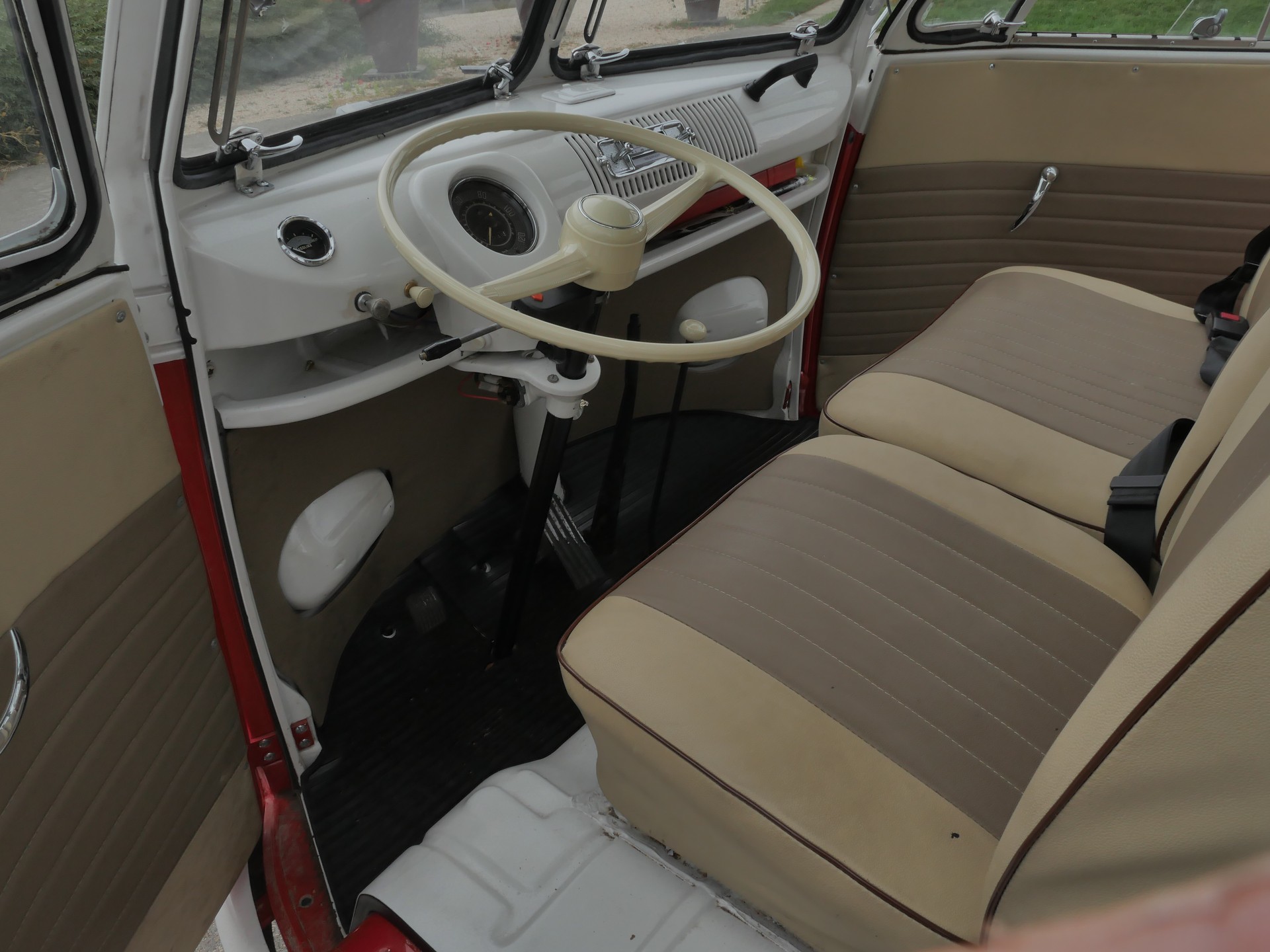 VW T1-image-3