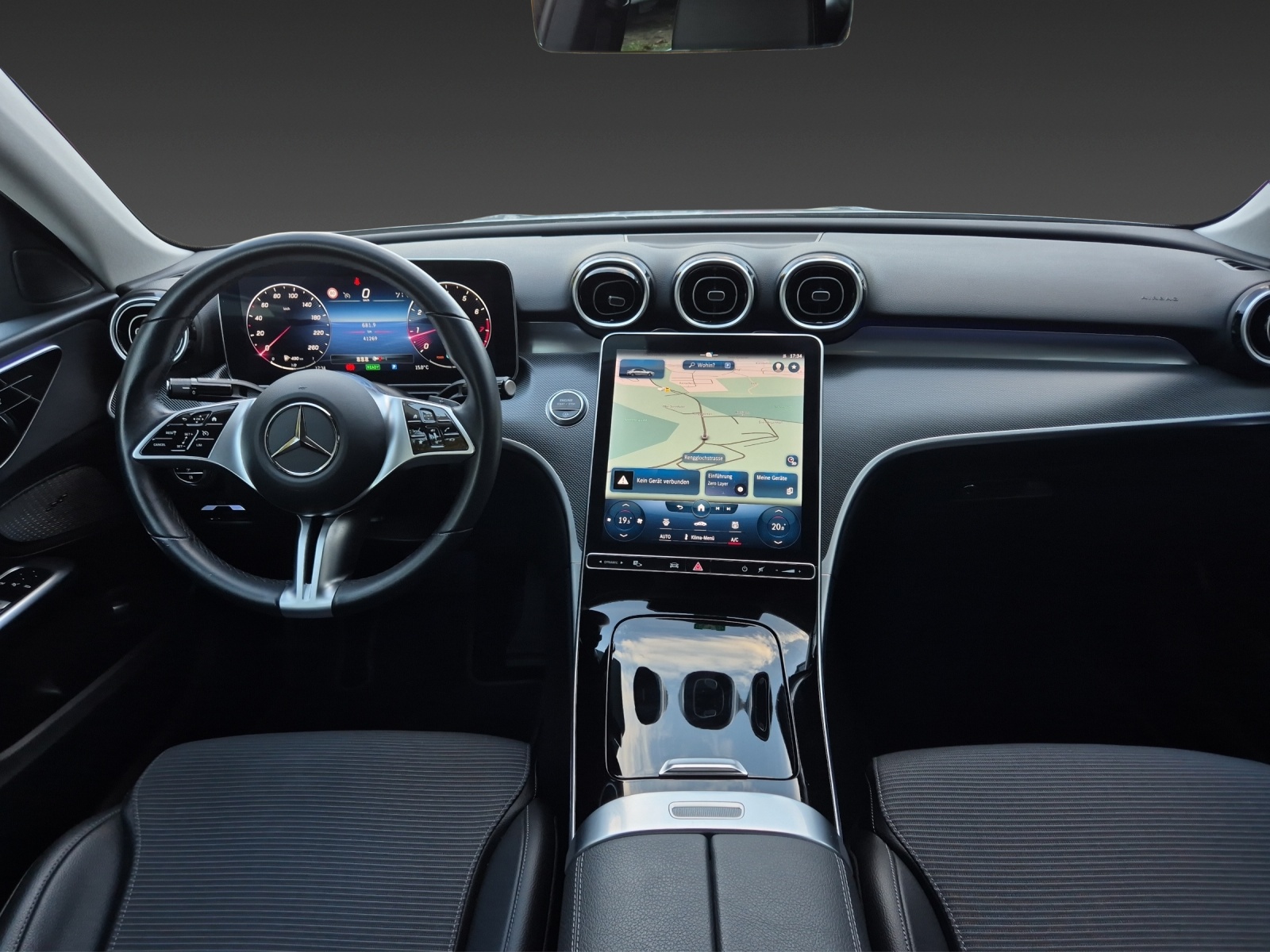 MERCEDES-BENZ C 200 Avantgarde-image-17