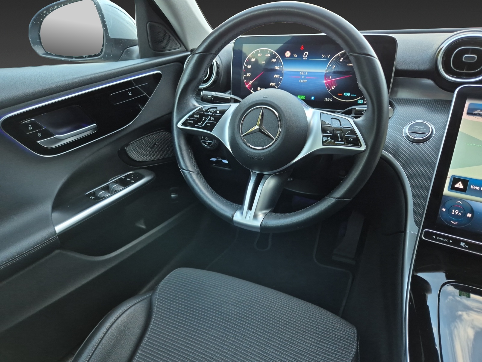 MERCEDES-BENZ C 200 Avantgarde-image-18