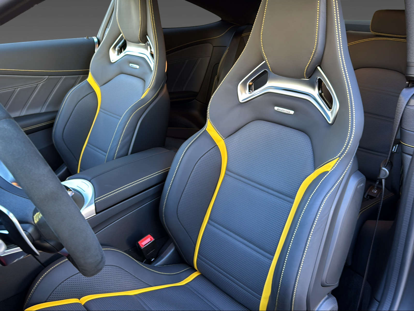 MERCEDES-BENZ C 63 S AMG-image-8