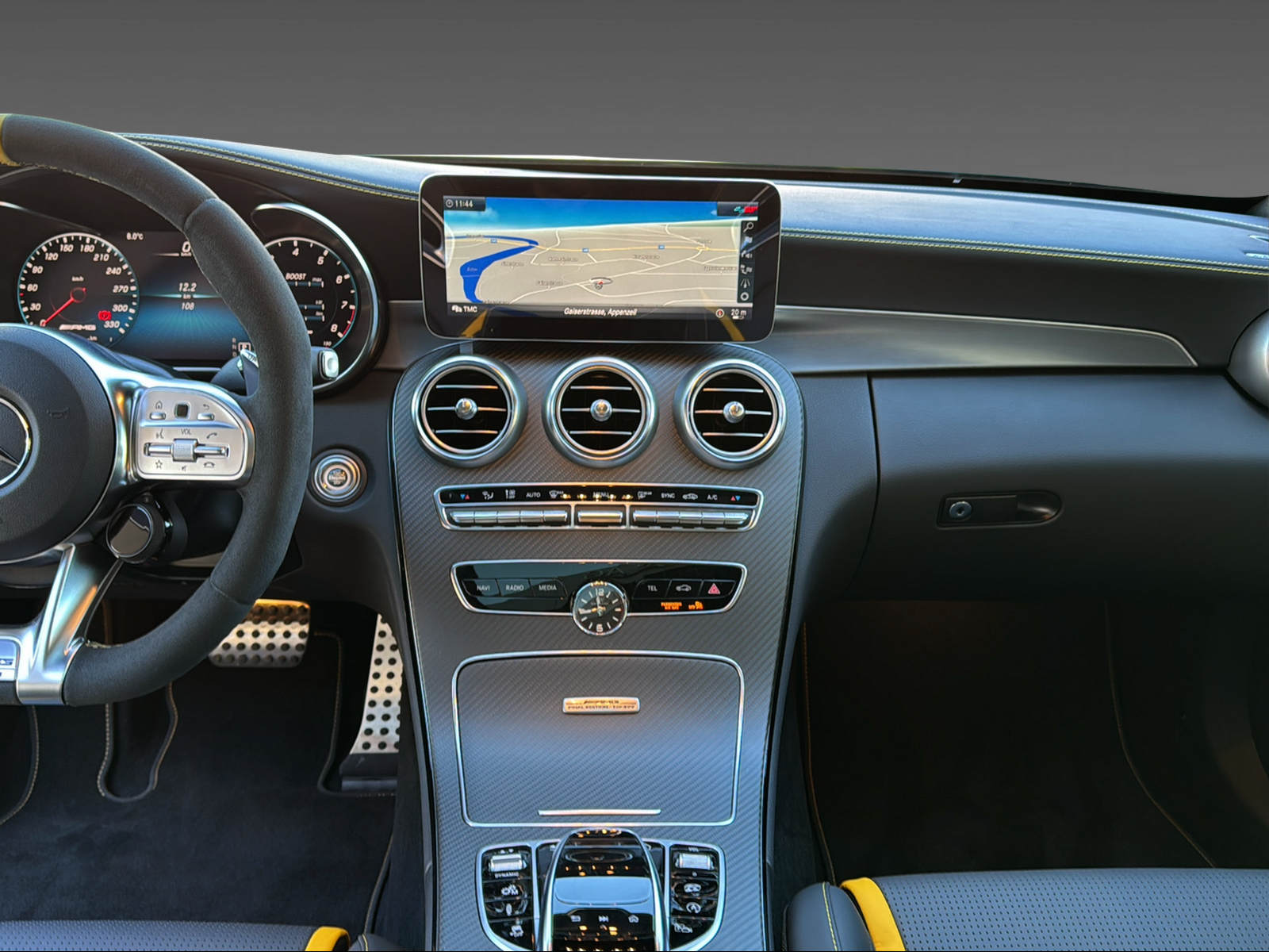 MERCEDES-BENZ C 63 S AMG-image-9