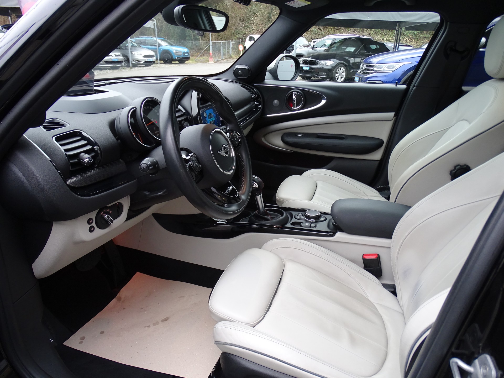 MINI Mini Clubman Cooper S ALL4 Steptronic-image-22