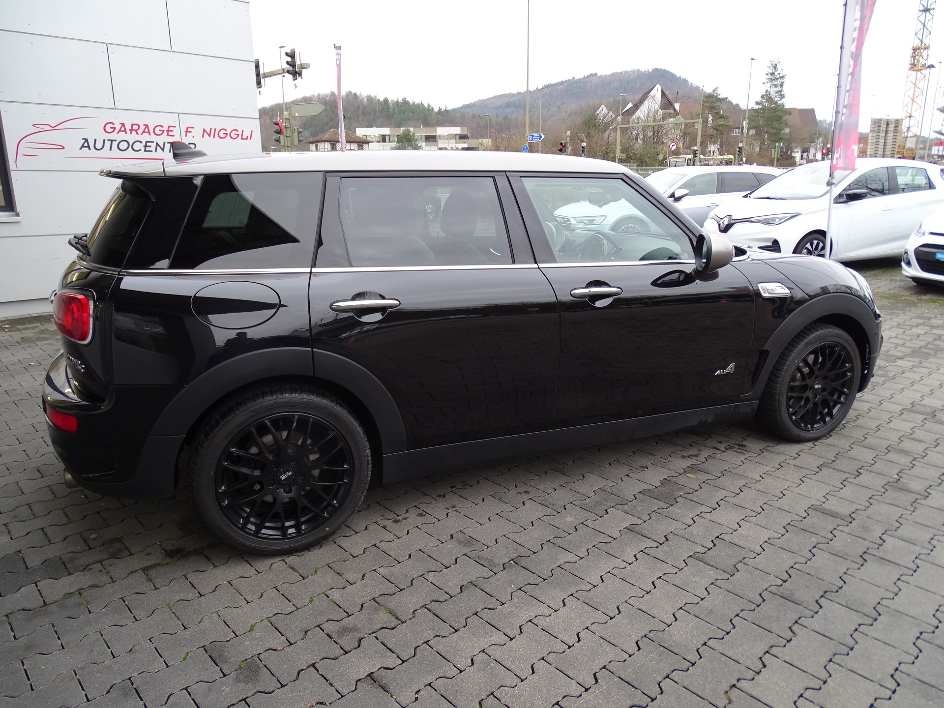 MINI Mini Clubman Cooper S ALL4 Steptronic-image-6