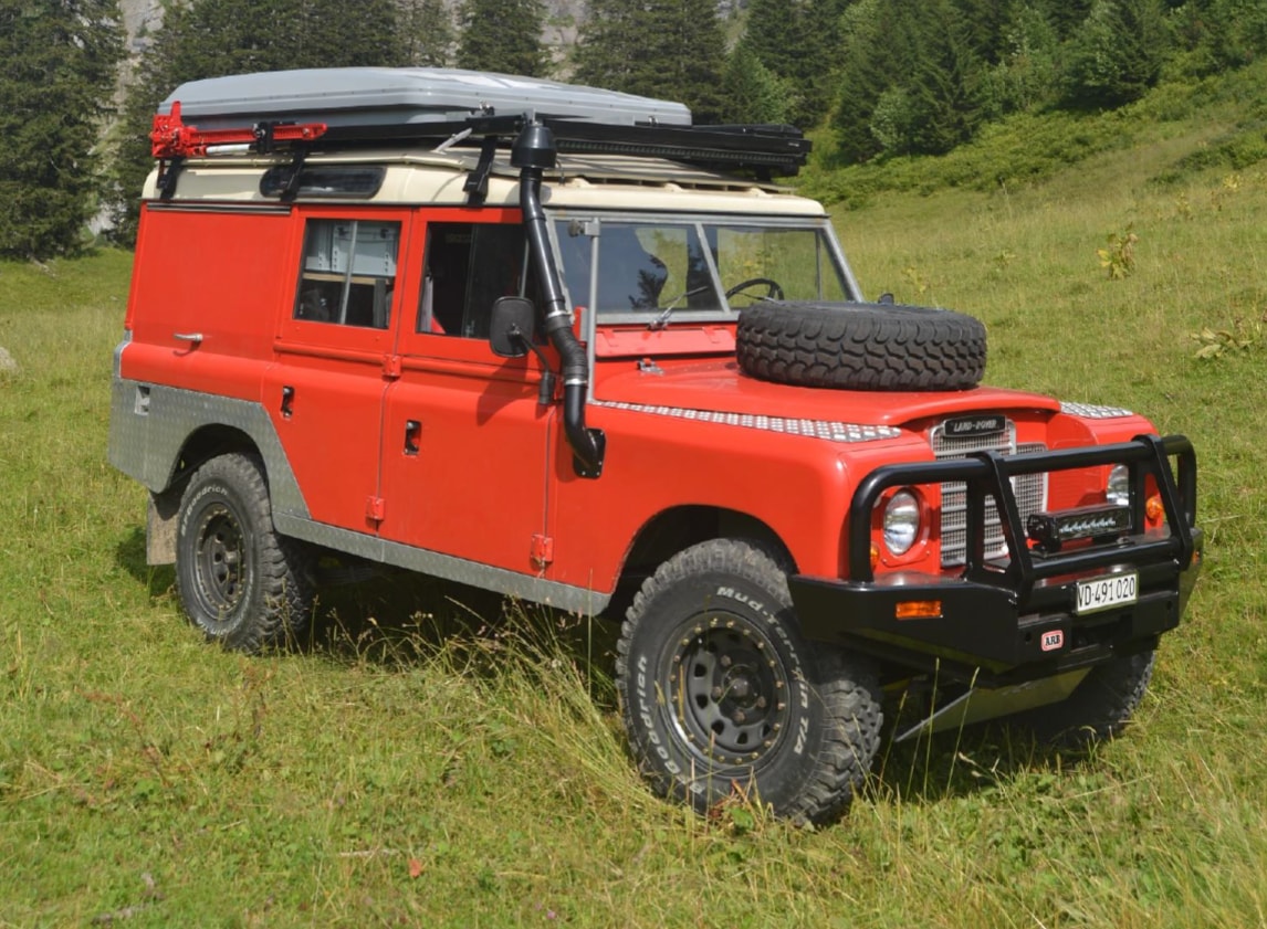 LAND ROVER 109 2.6 Station Wagon-image-1