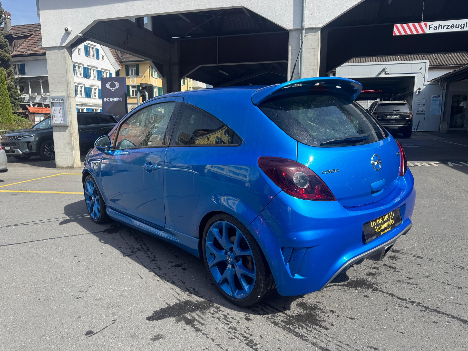 OPEL Corsa 1.6 Turbo OPC-image-4