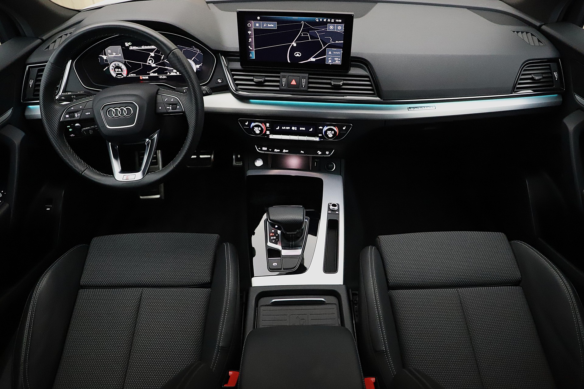 AUDI Q5 Sportback 45 TFSI S line quattro S-tronic-image-5