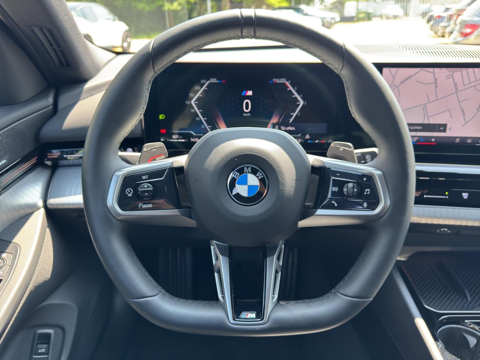 BMW 520d xDrive Touring M Sport-image-10