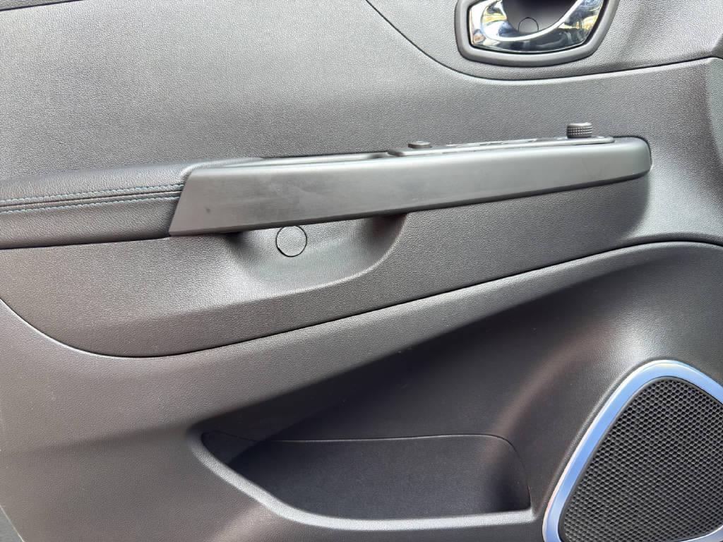 RENAULT Captur 1.2 TCe Outdoor+ S/S-image-6