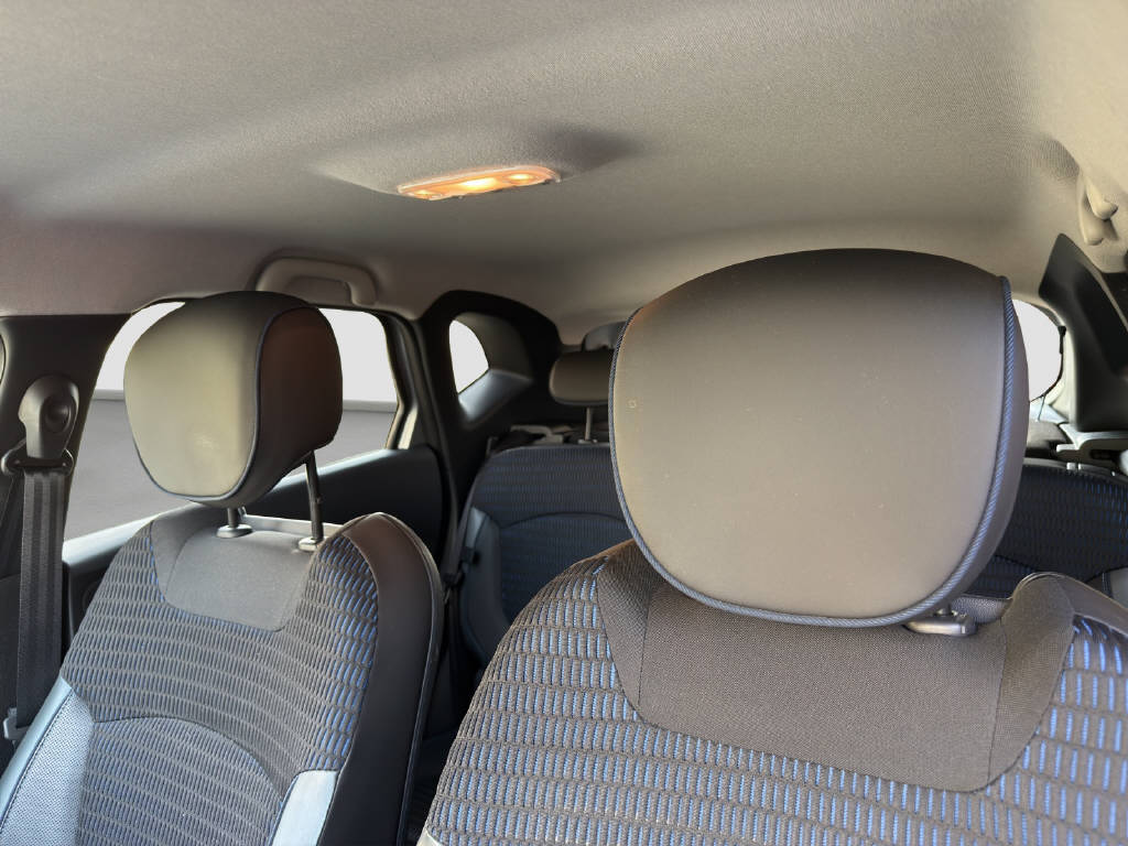 RENAULT Captur 1.2 TCe Outdoor+ S/S-image-9