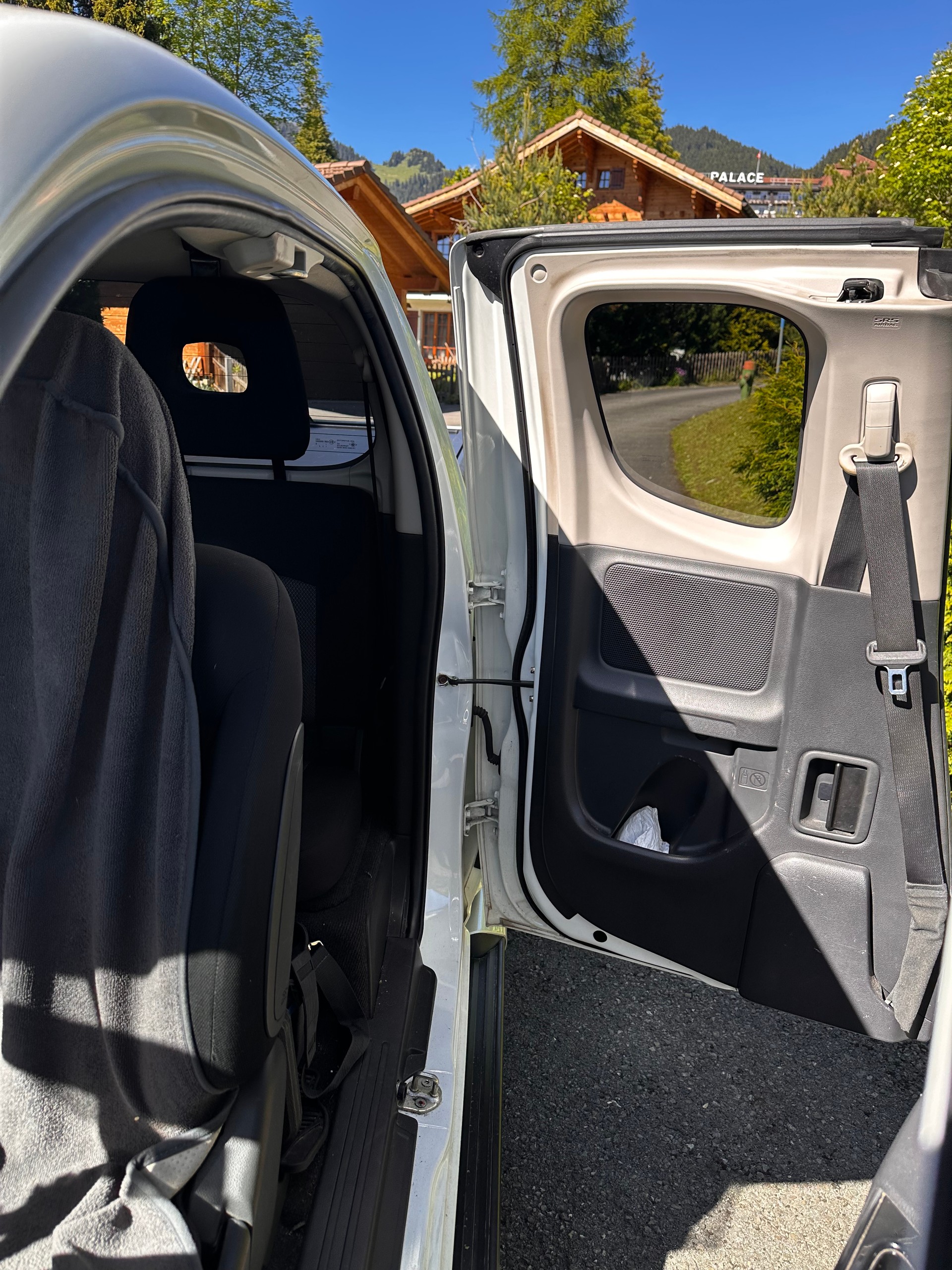 MITSUBISHI L 200 2.2 Style Club Cab-image-8