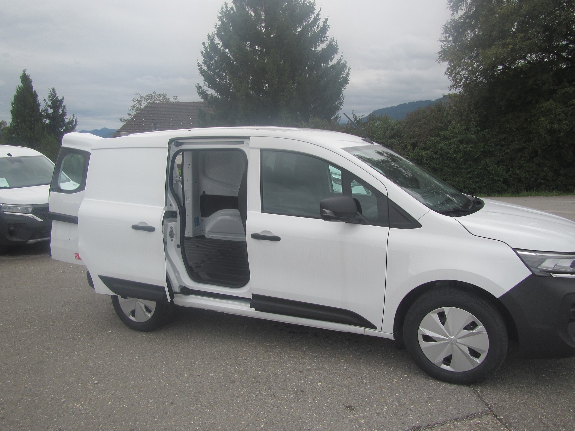 NISSAN TOWNSTAR-image-3