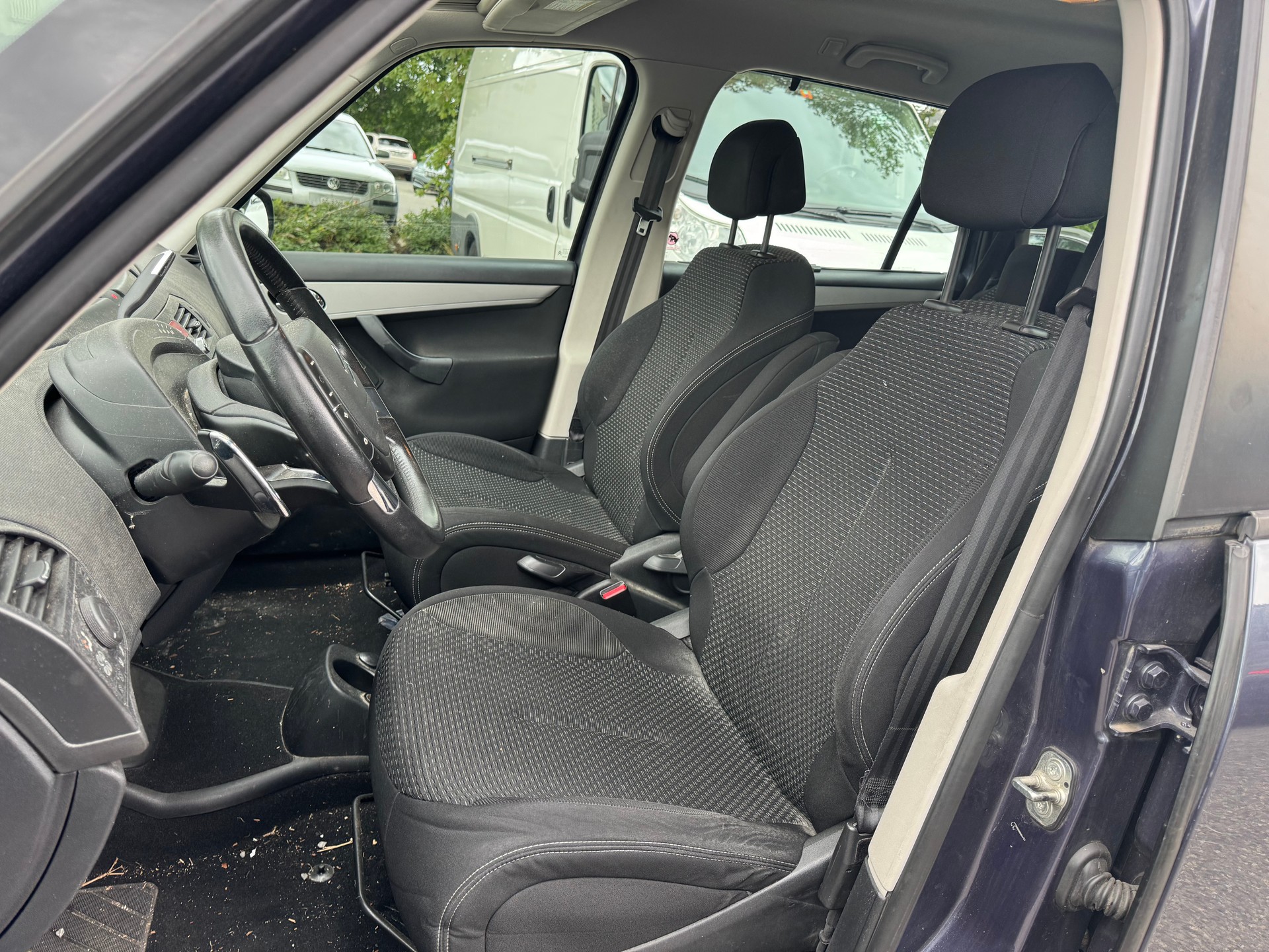 CITROEN Grand C4 Picasso 2.0 HDI Dynamique BMP * 07x Sitze * Klima-auto * Tempomat * B04 * 6-image-6