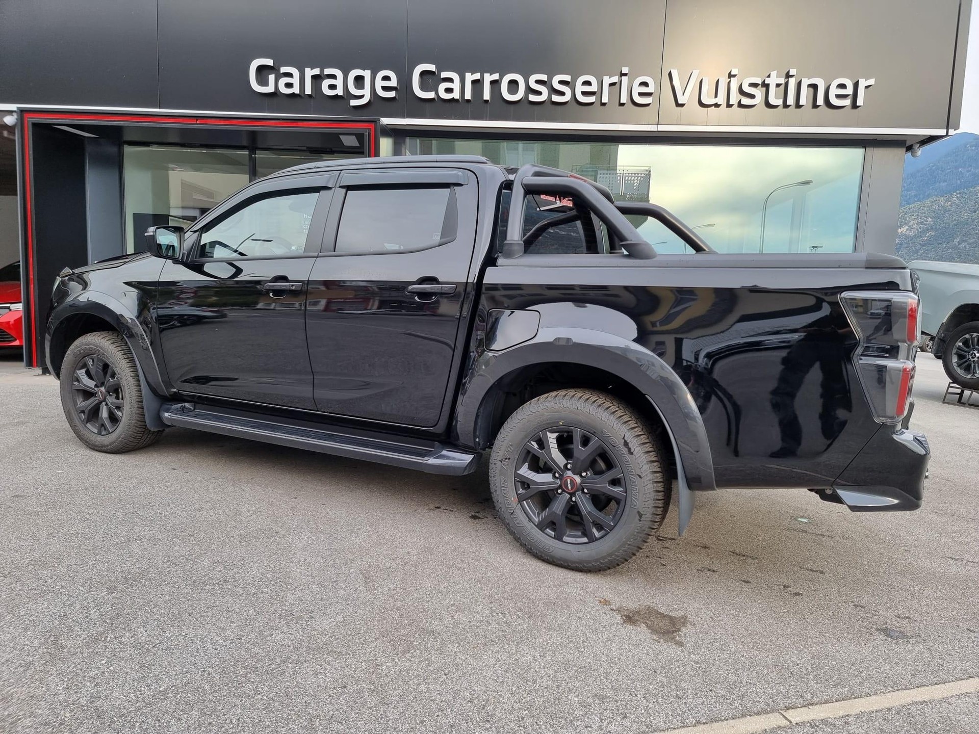 ISUZU D-Max Crew Pick-up 1.9 DDi N60 FF 4x4-image-3