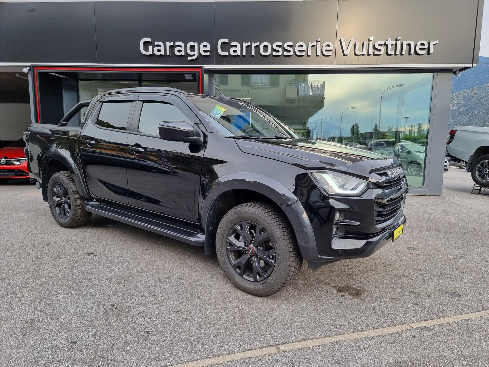 ISUZU D-Max Crew Pick-up 1.9 DDi N60 FF 4x4-image-1