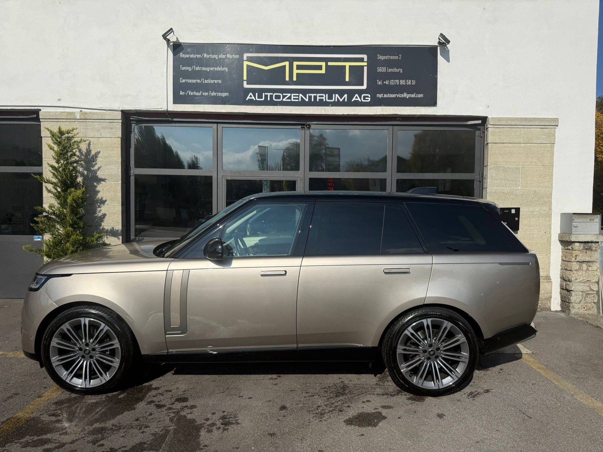 LAND ROVER Range Rover P530 4.4 V8 Autobiography Automatic-image-1
