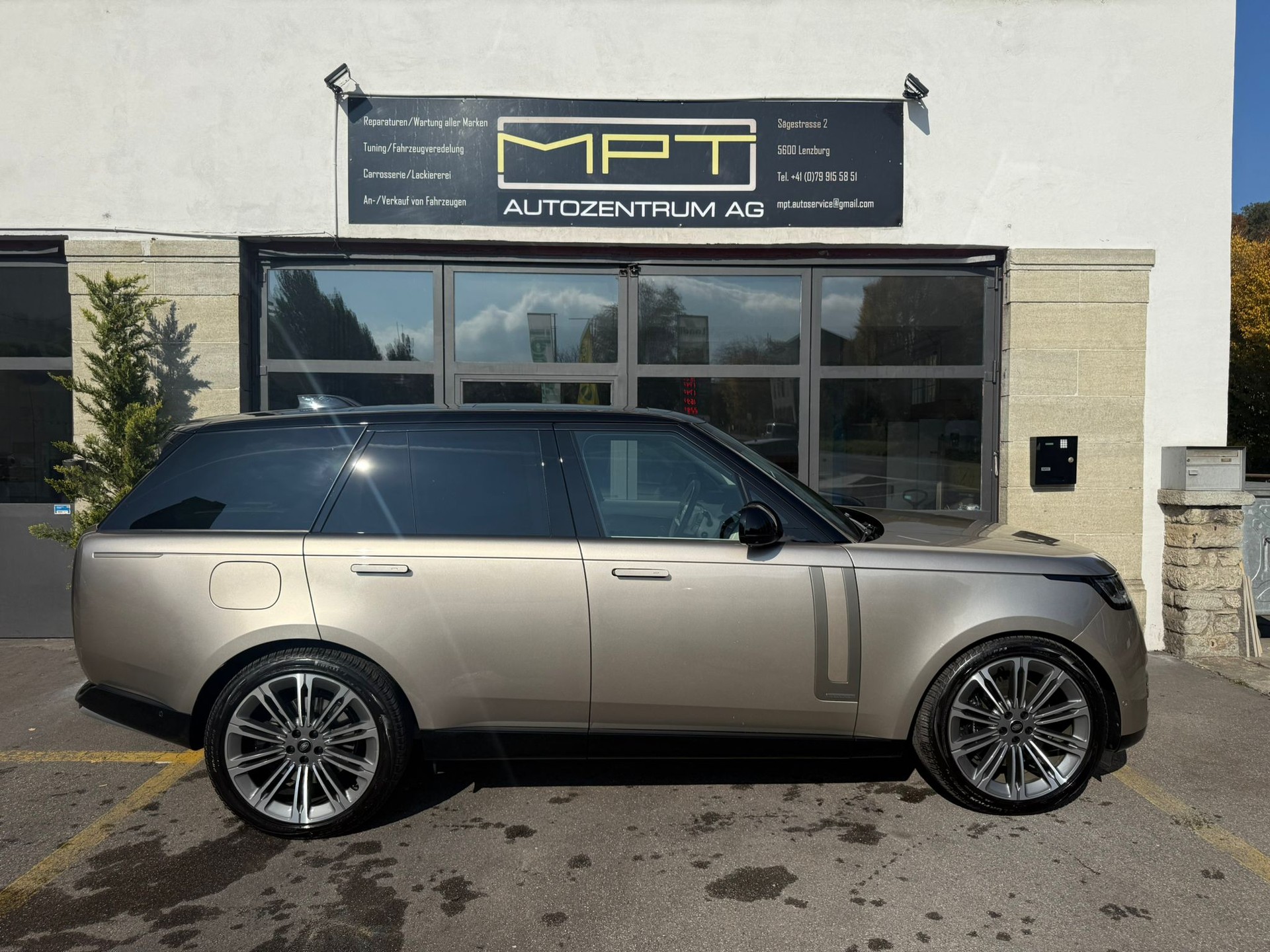 LAND ROVER Range Rover P530 4.4 V8 Autobiography Automatic-image-4