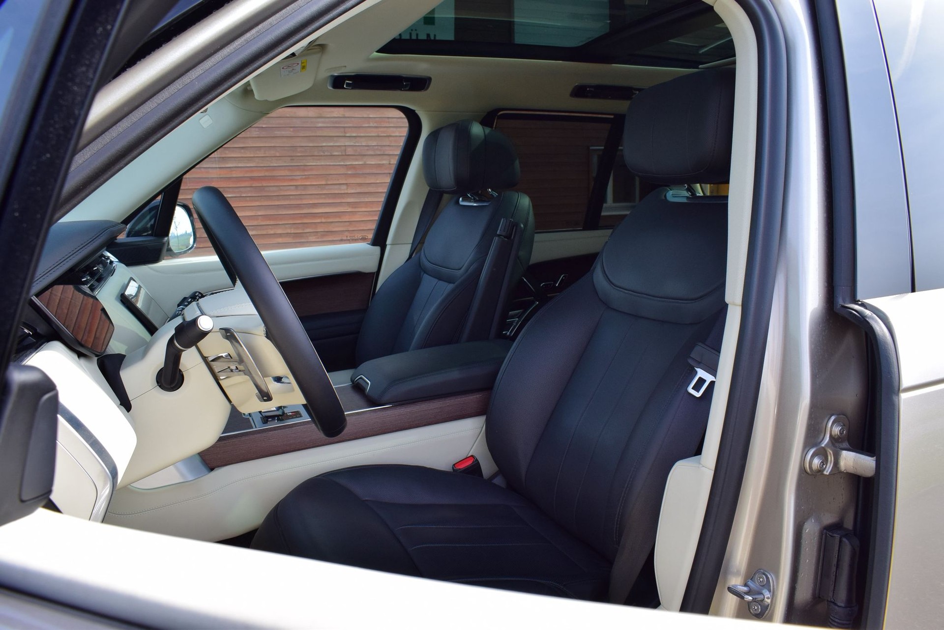 LAND ROVER Range Rover P530 4.4 V8 Autobiography Automatic-image-13