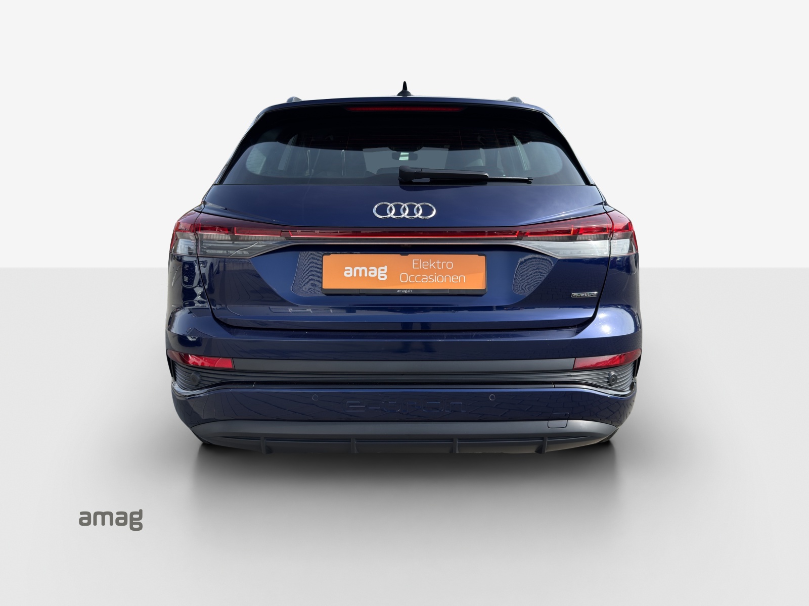 AUDI Q4 e-tron 50 quattro-image-4