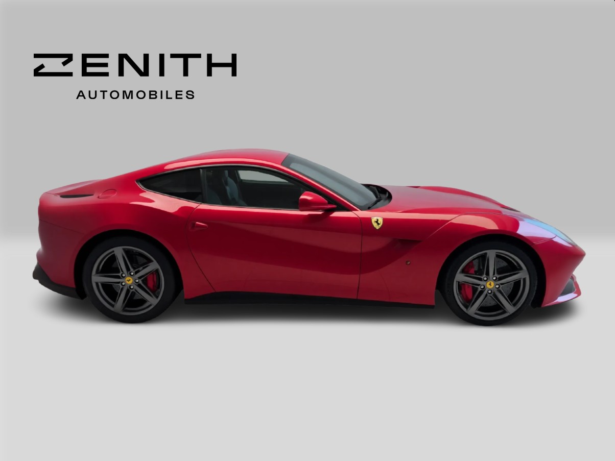 FERRARI F12 Berlinetta-image-3