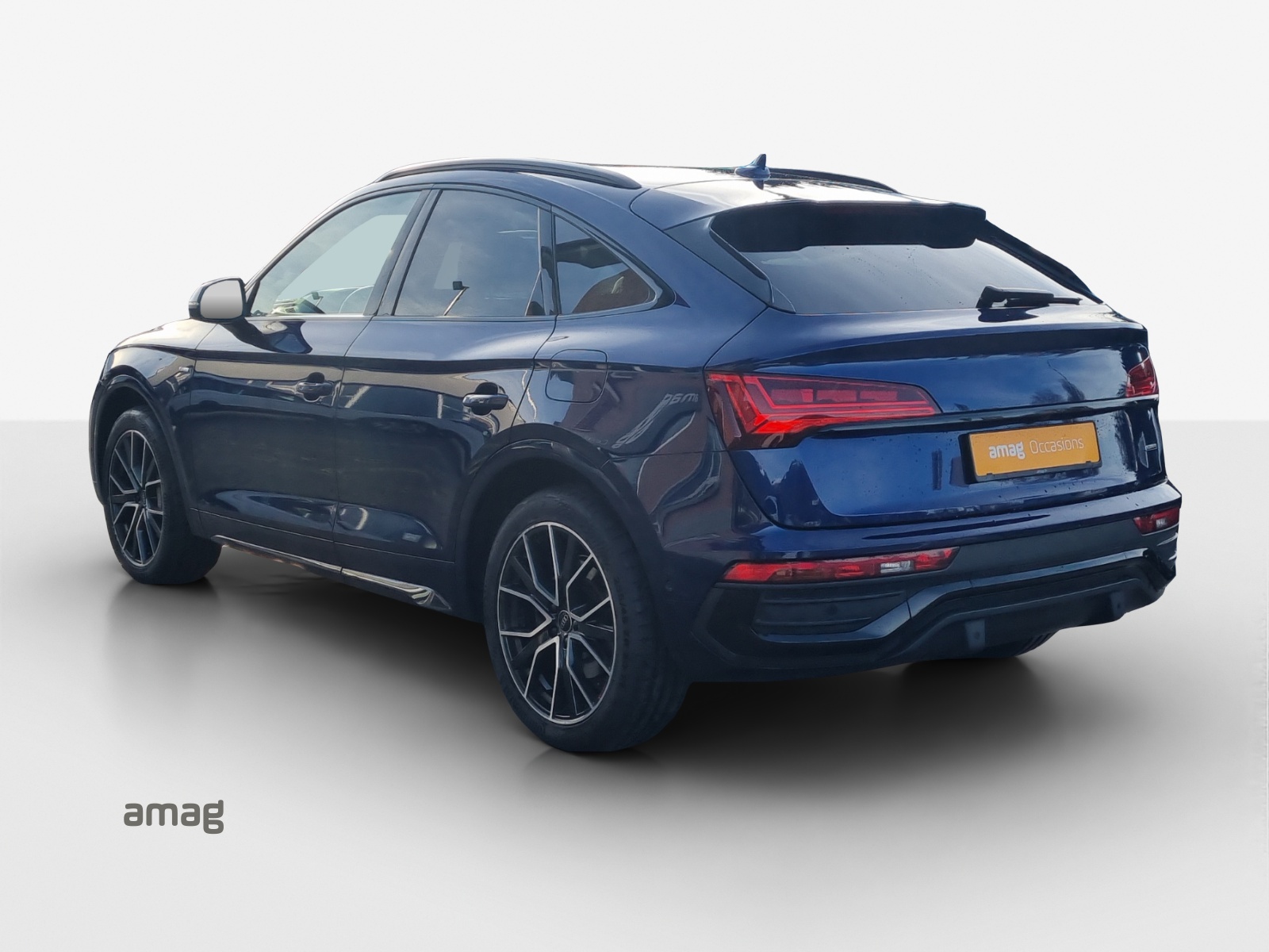 AUDI Q5 Sportback 55 TFSI e PHEV S line quattro S-tronic-image-2