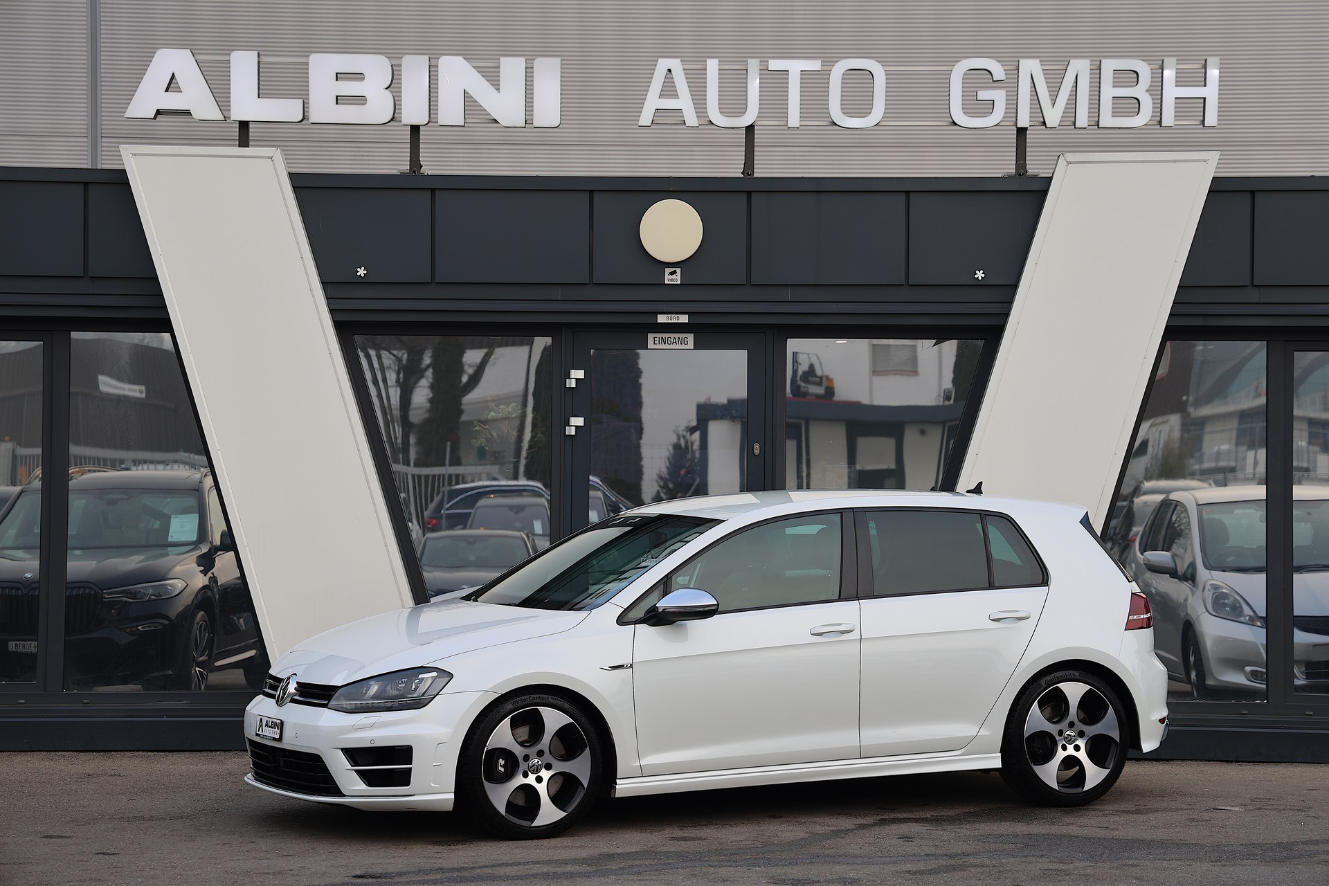 VW Golf 2.0 TSI R 4Motion DSG-image-0
