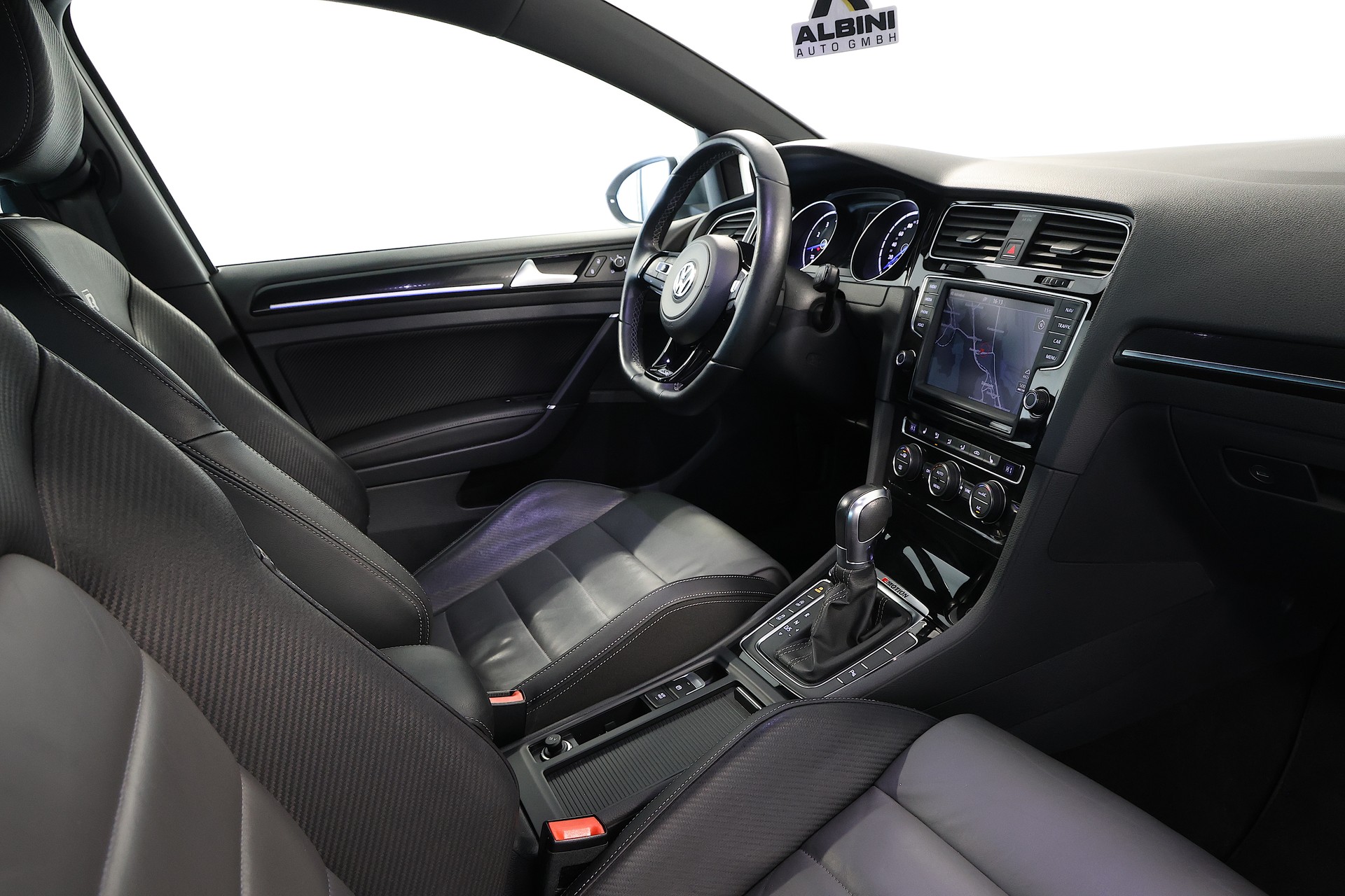 VW Golf 2.0 TSI R 4Motion DSG-image-14