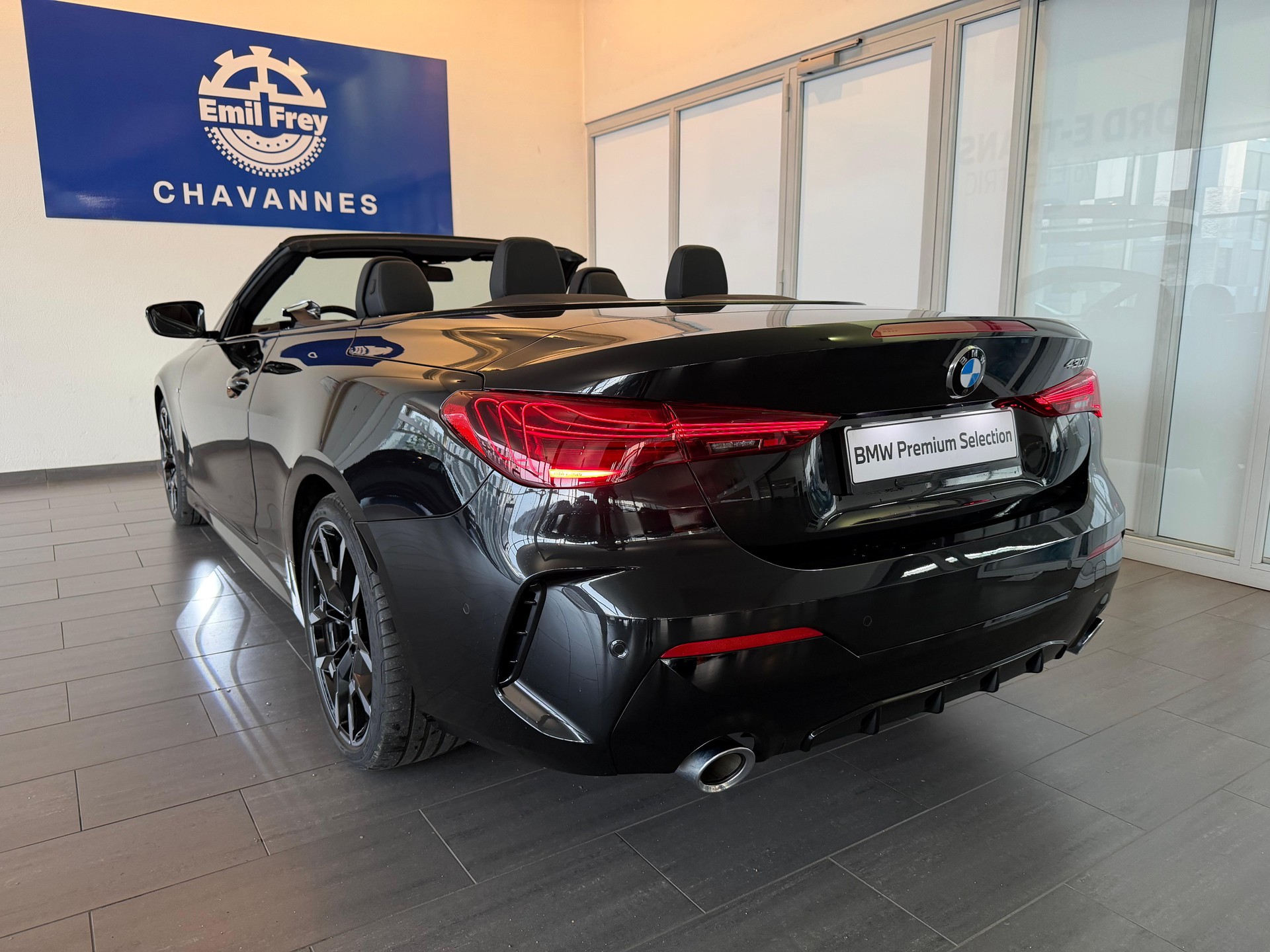 BMW 430i xDrive SAG Cabrio M-Sport-image-5
