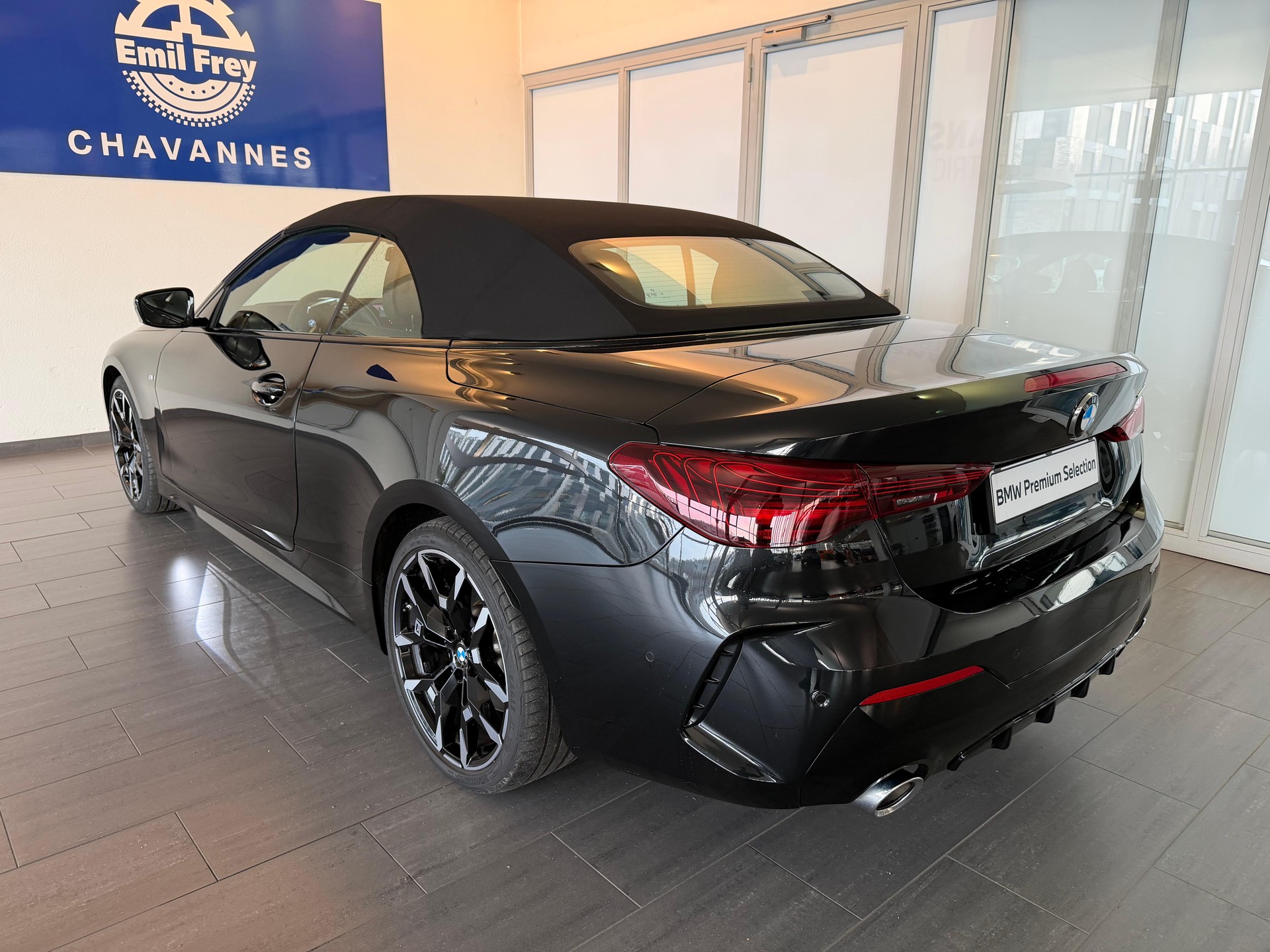 BMW 430i xDrive SAG Cabrio M-Sport-image-6