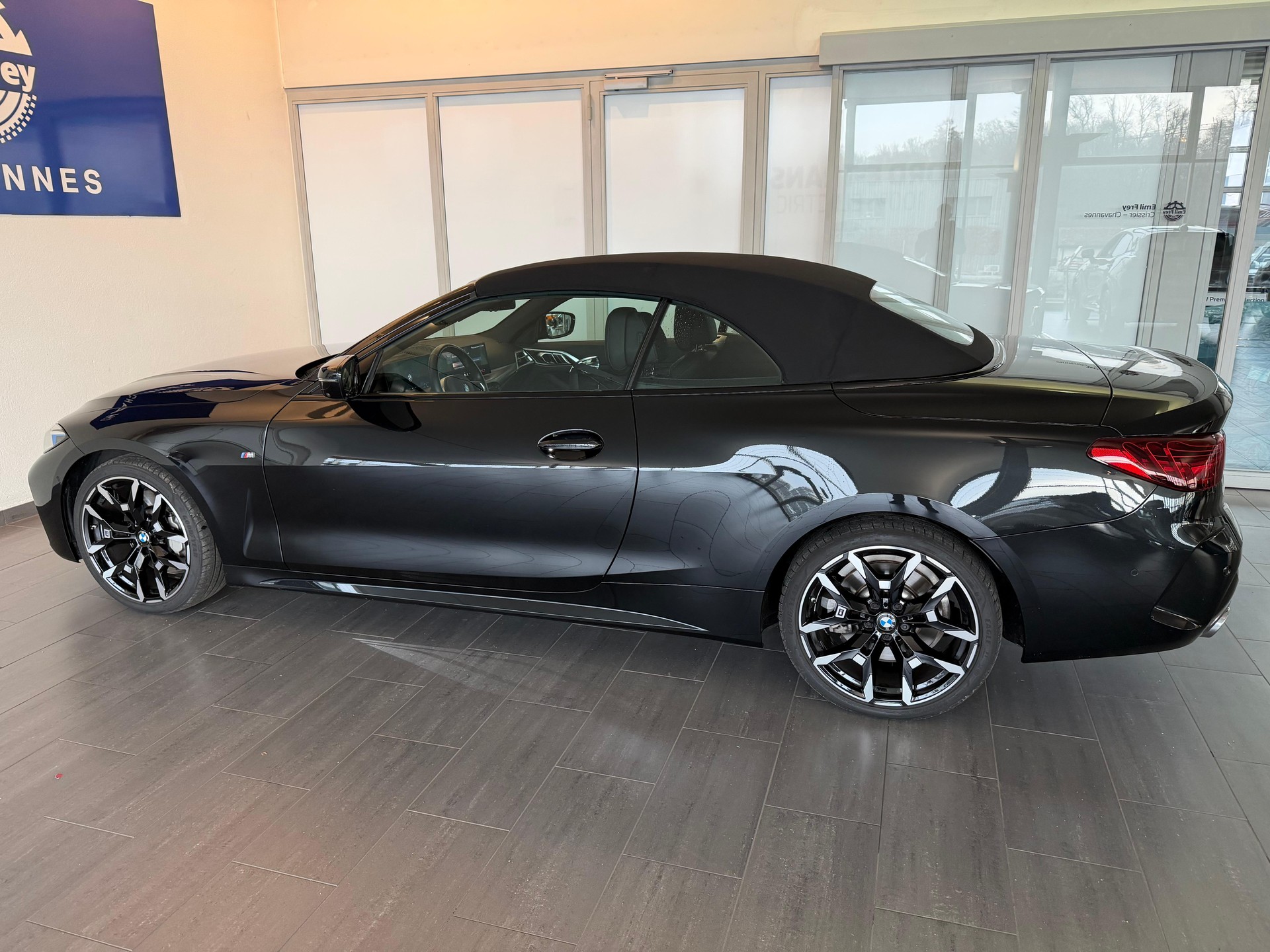 BMW 430i xDrive SAG Cabrio M-Sport-image-9
