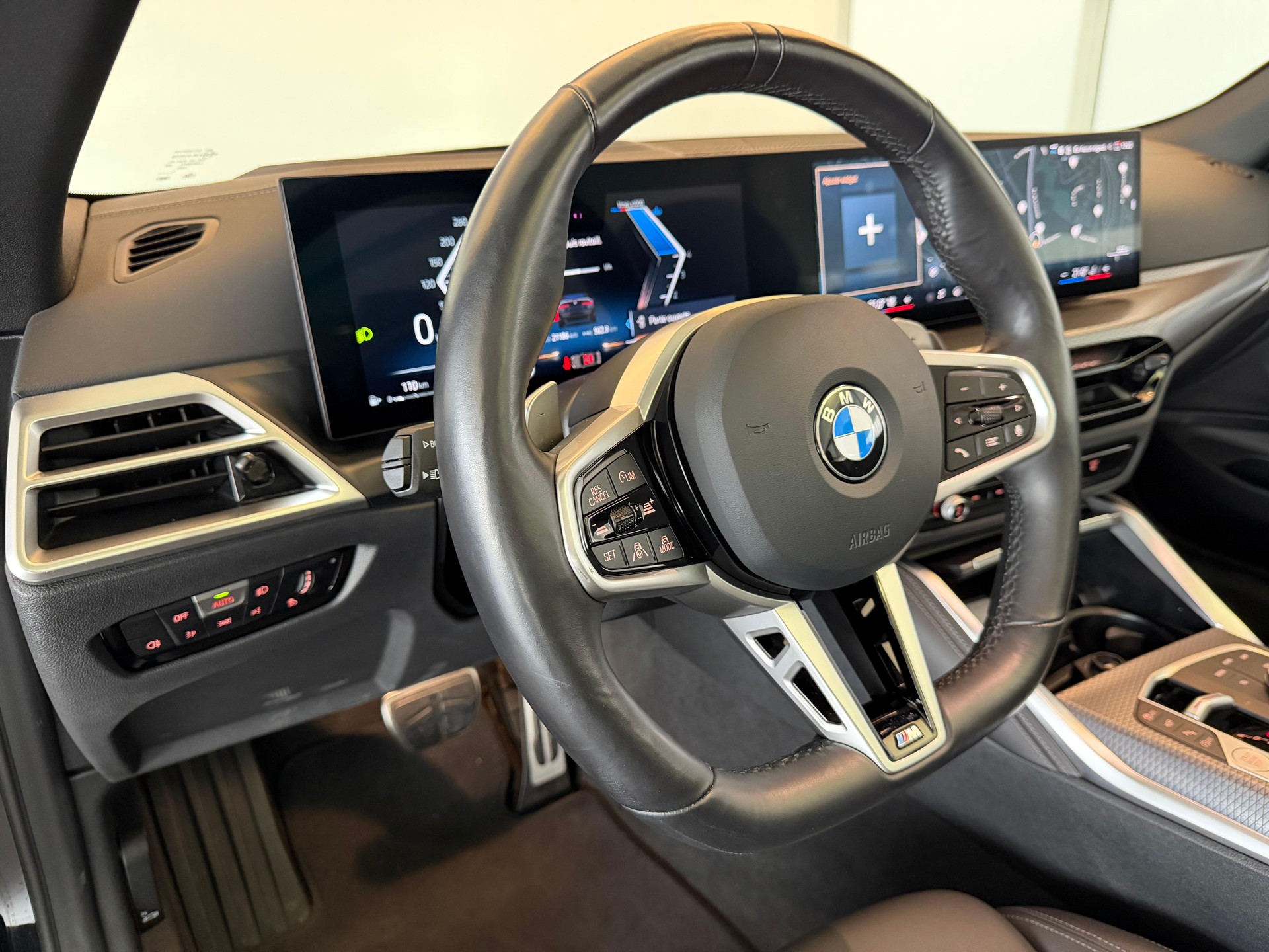 BMW 430i xDrive SAG Cabrio M-Sport-image-12