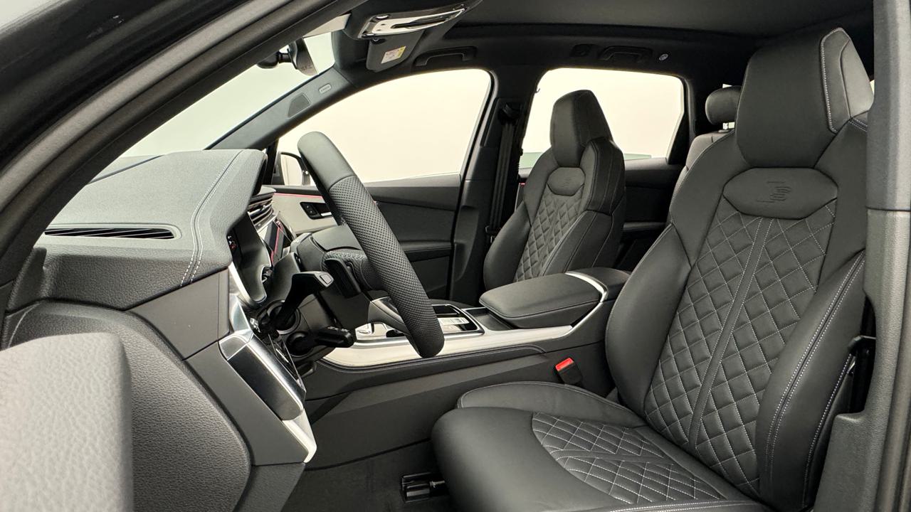AUDI Q7 SUV TDI quattro 210 kW S Line tiptronic-image-4