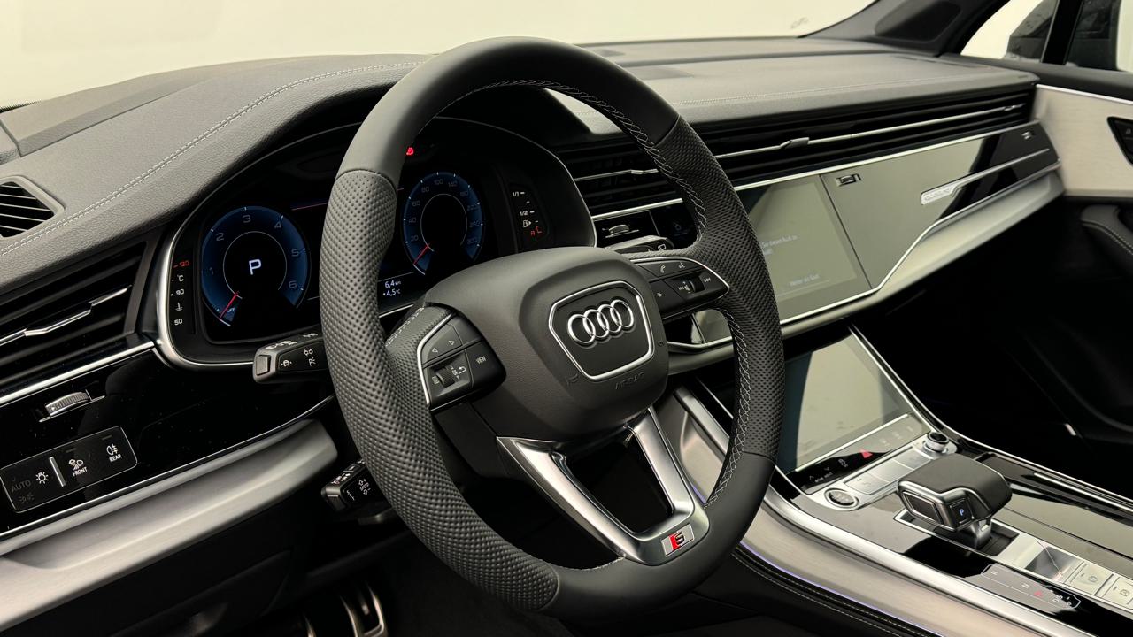 AUDI Q7 SUV TDI quattro 210 kW S Line tiptronic-image-6