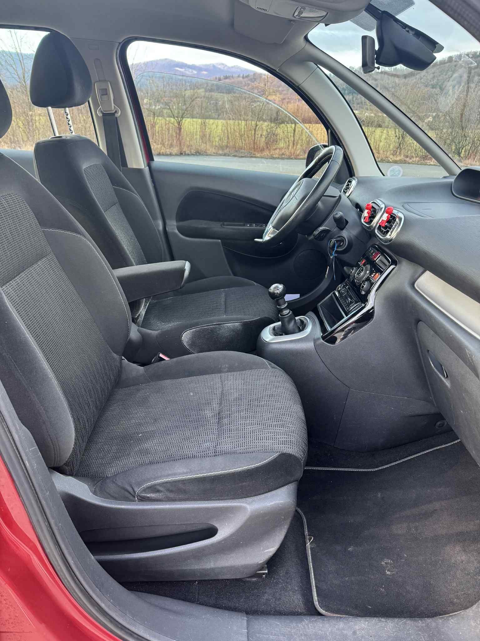 CITROEN C3 Picasso 1.6 HDi Chic-image-10