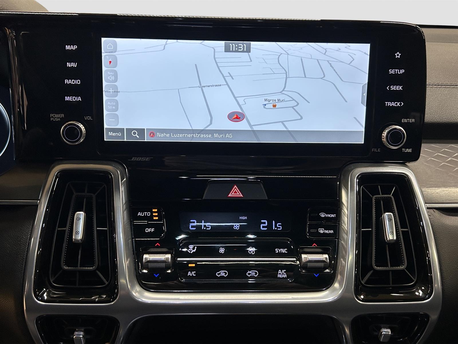 KIA Sorento 2.2 SmartD Style 7P-image-11