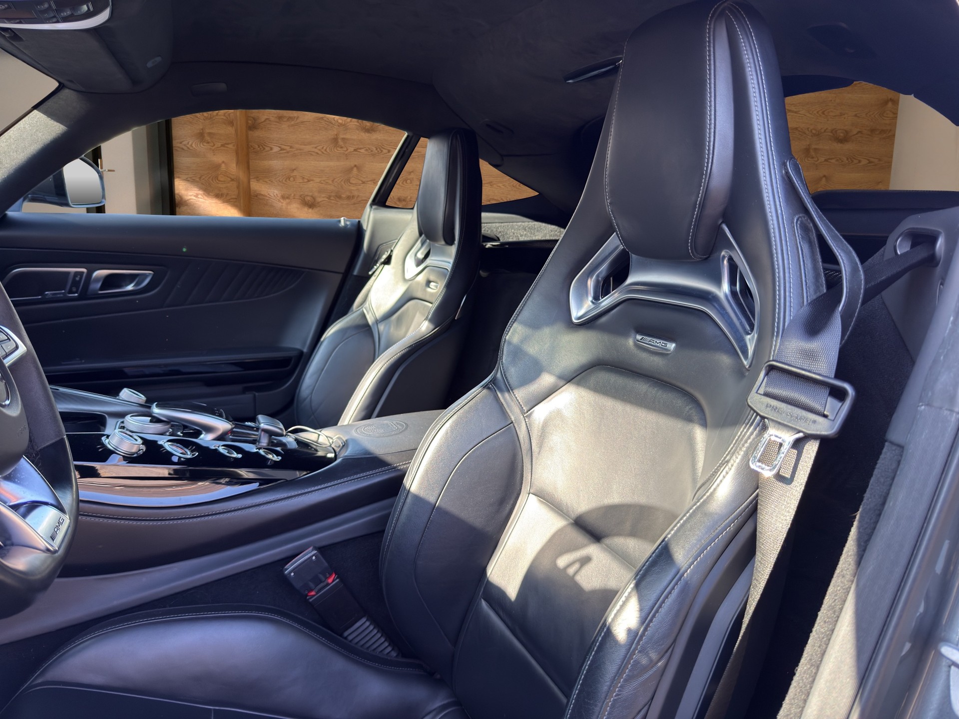 MERCEDES-BENZ AMG GT S Speedshift DCT-image-13