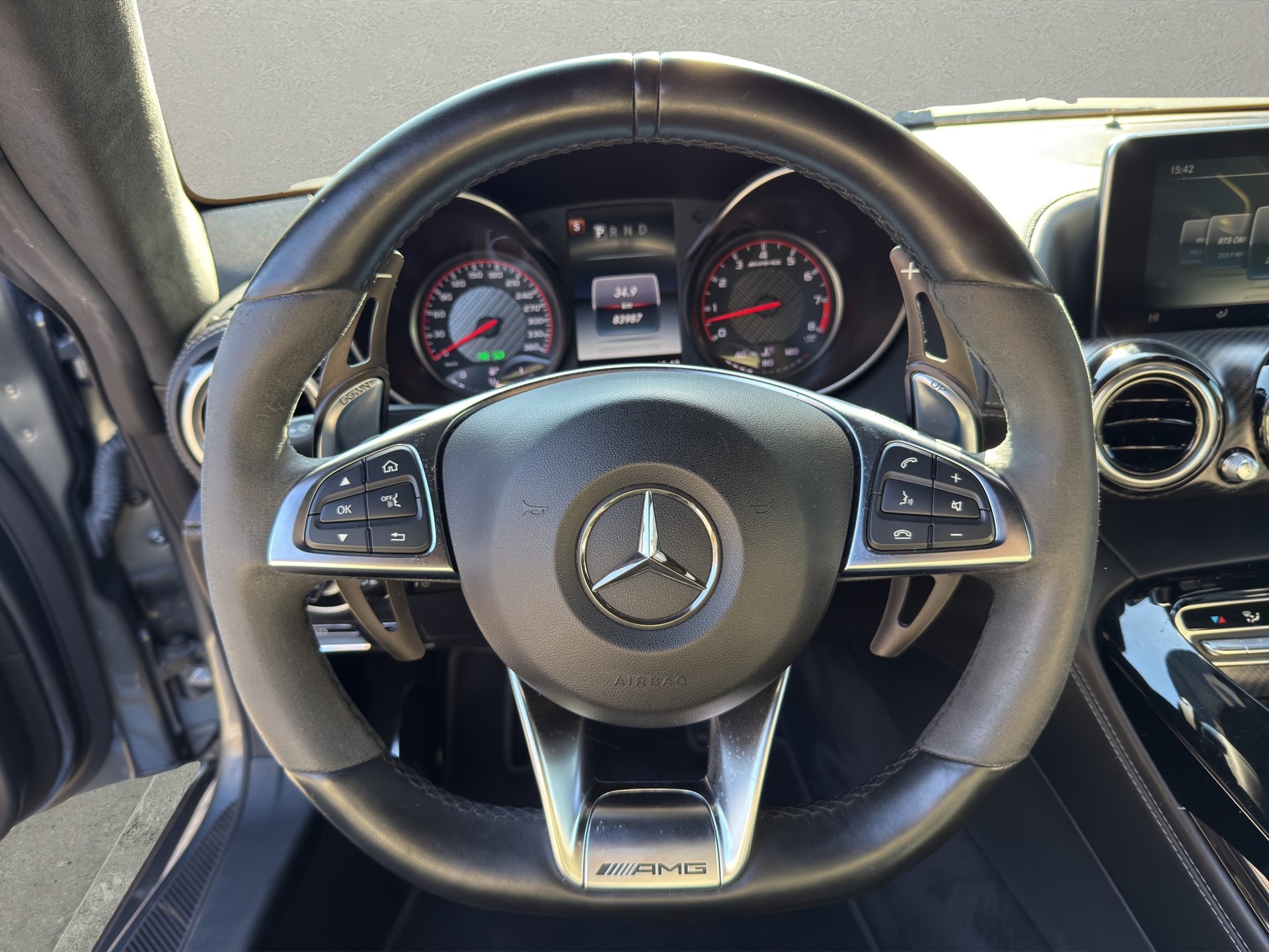 MERCEDES-BENZ AMG GT S Speedshift DCT-image-9