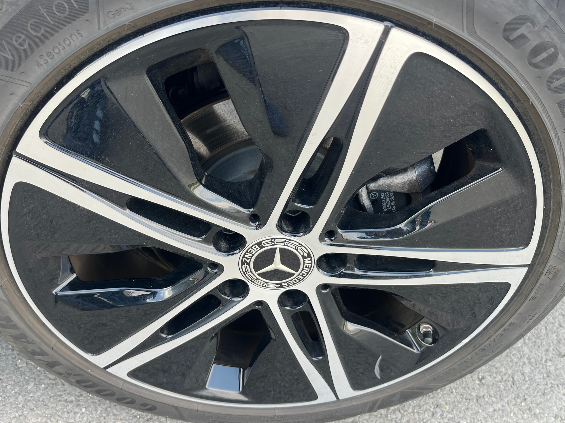MERCEDES-BENZ B 220 4Matic 8G-DCT-image-13