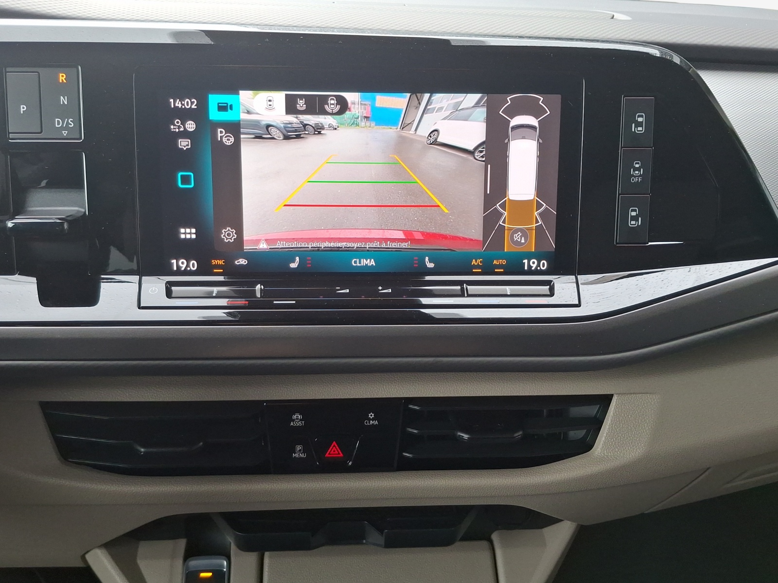 VW Multivan 2.0 TDI Liberty DSG-image-15