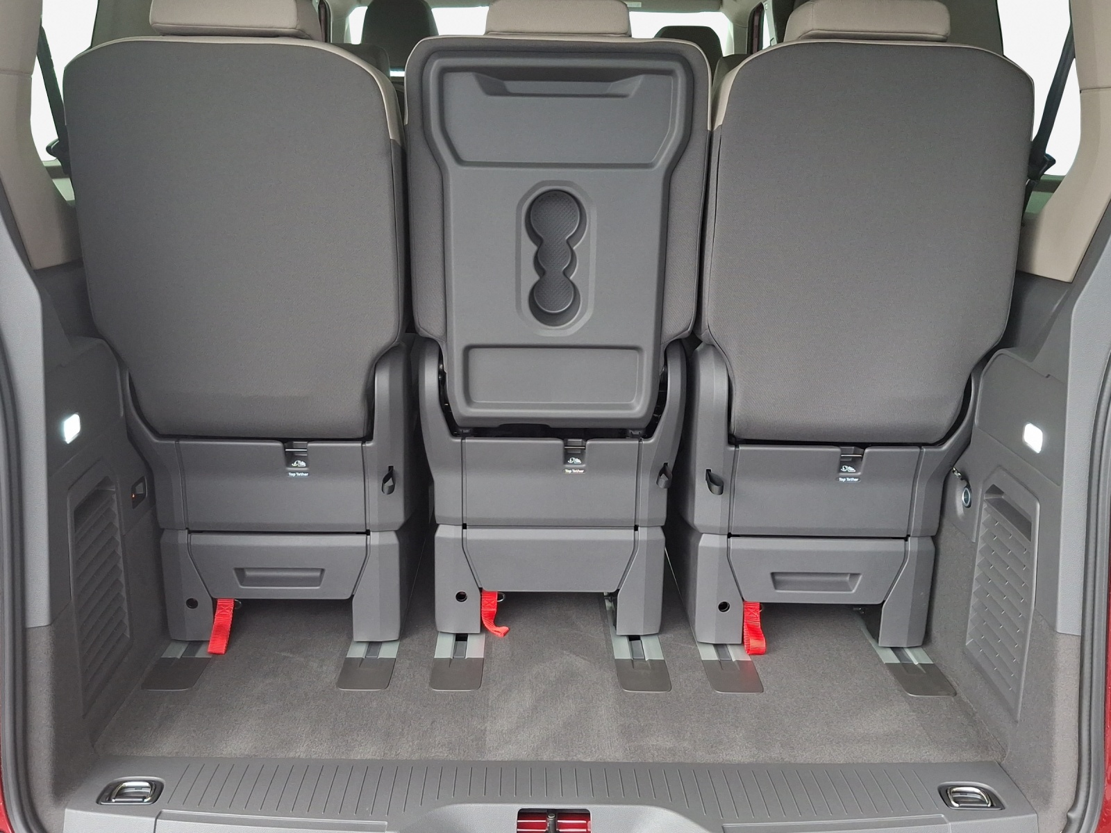 VW Multivan 2.0 TDI Liberty DSG-image-12