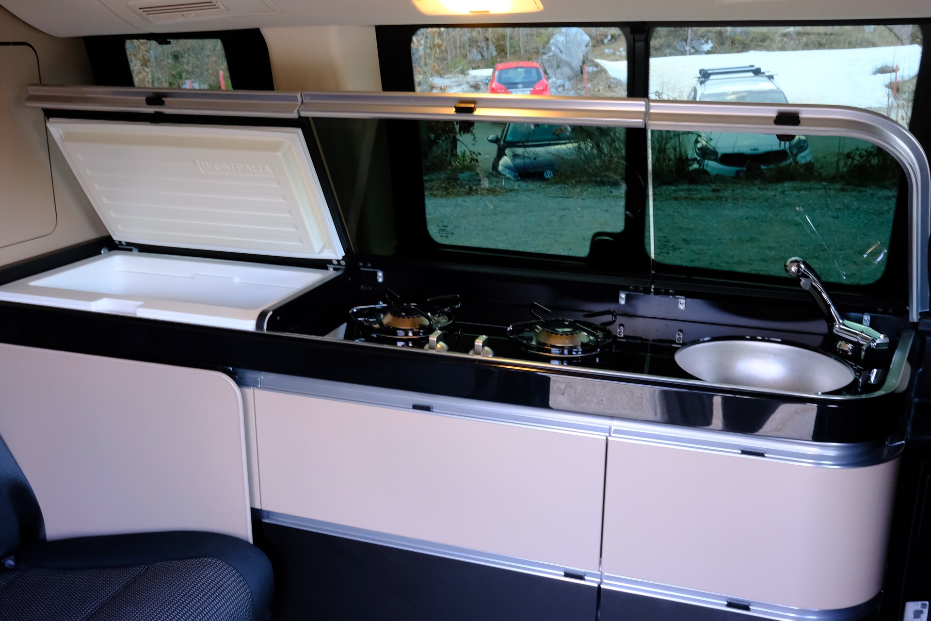 MERCEDES-BENZ Marco Polo 300 d 4M Automat-image-14
