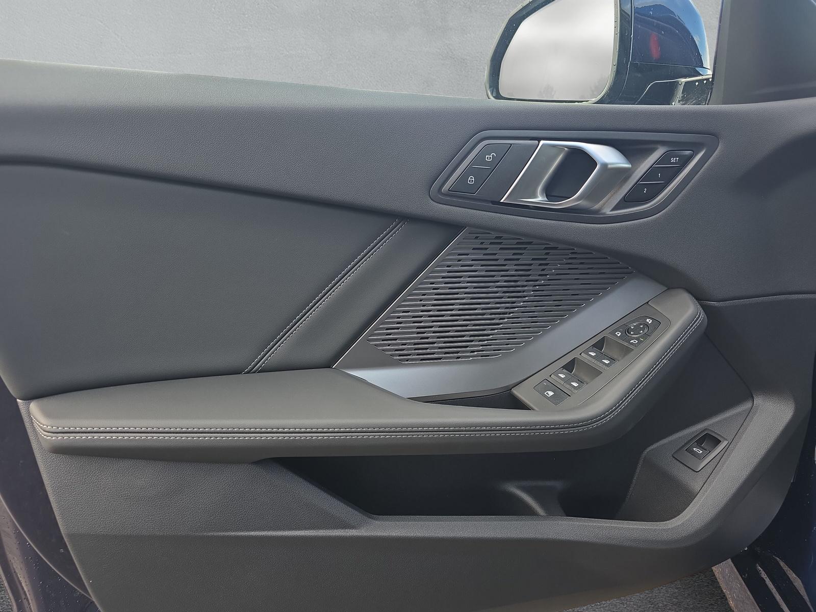 BMW 123 xDrive M Sport-image-16