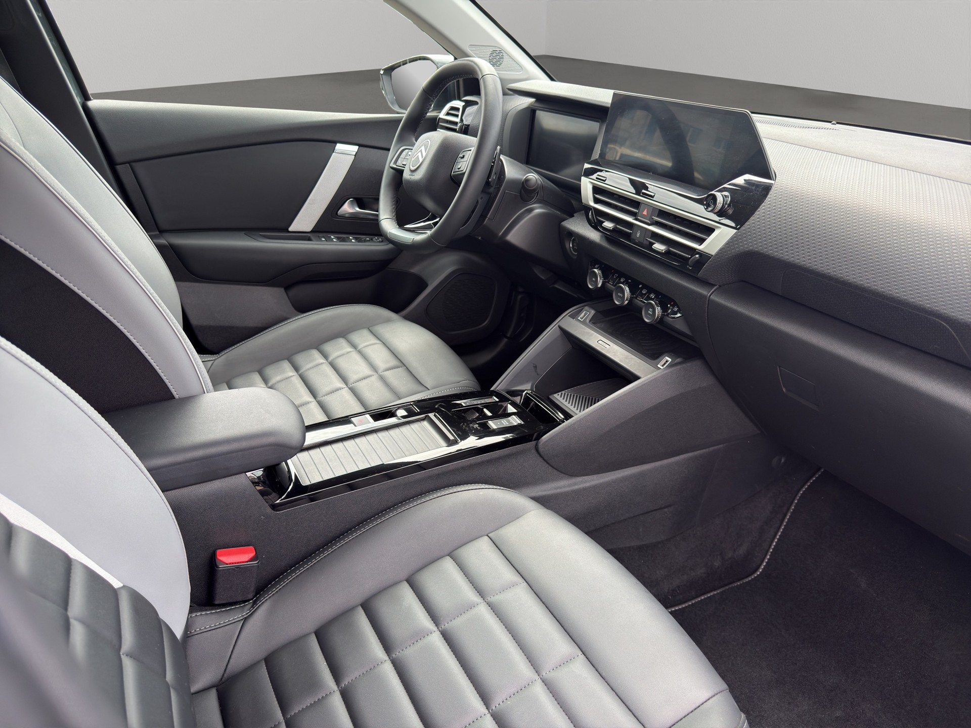 CITROEN Citroën C4 1.2 PureTech 130 Max EAT8 | Garantie | Navi | Kamera-image-9